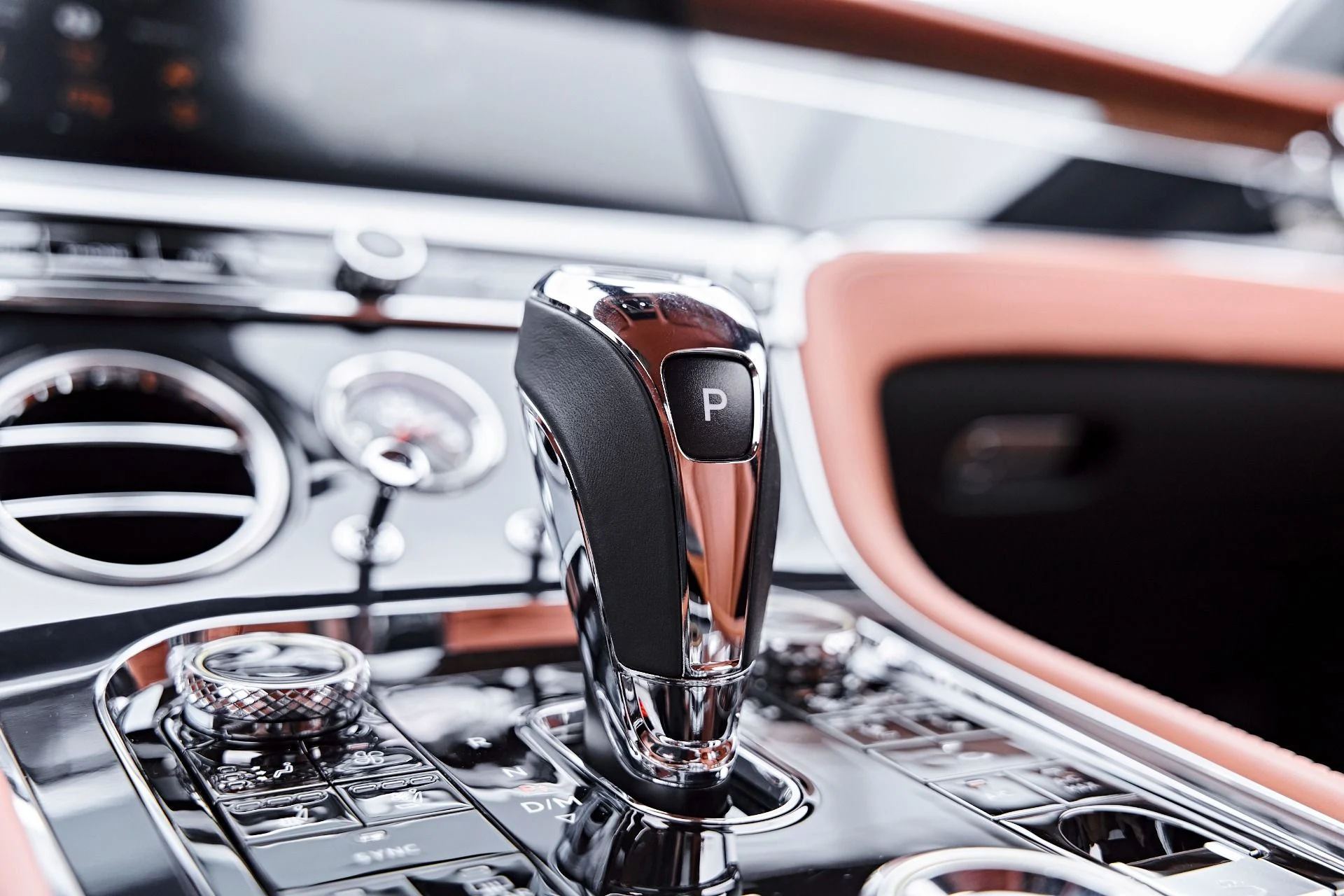 mph072_387727643_Used_2020_Bentley_Continental_GT_V8_1784761341_67bb5ddb3b