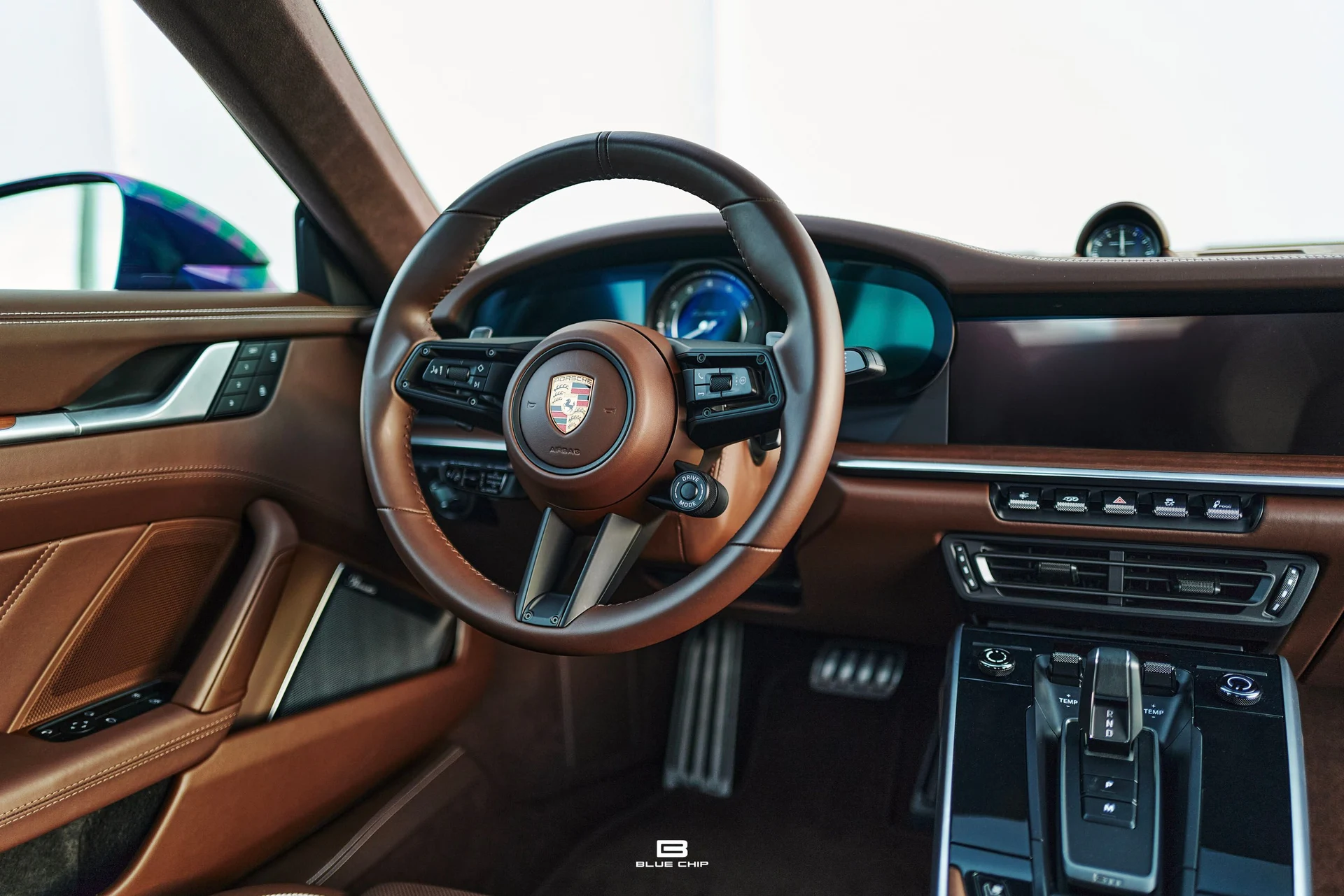 mph072_3886819559_69b06dbab301410e8091e353_L1190137_885ed657ed