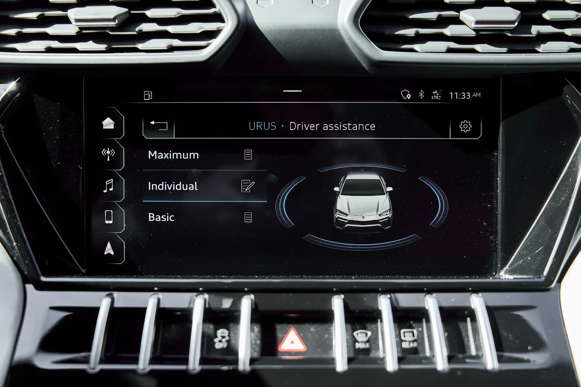 mph072_3999122383_Used_2021_Lamborghini_Urus_1771987892_536fc4ecf8