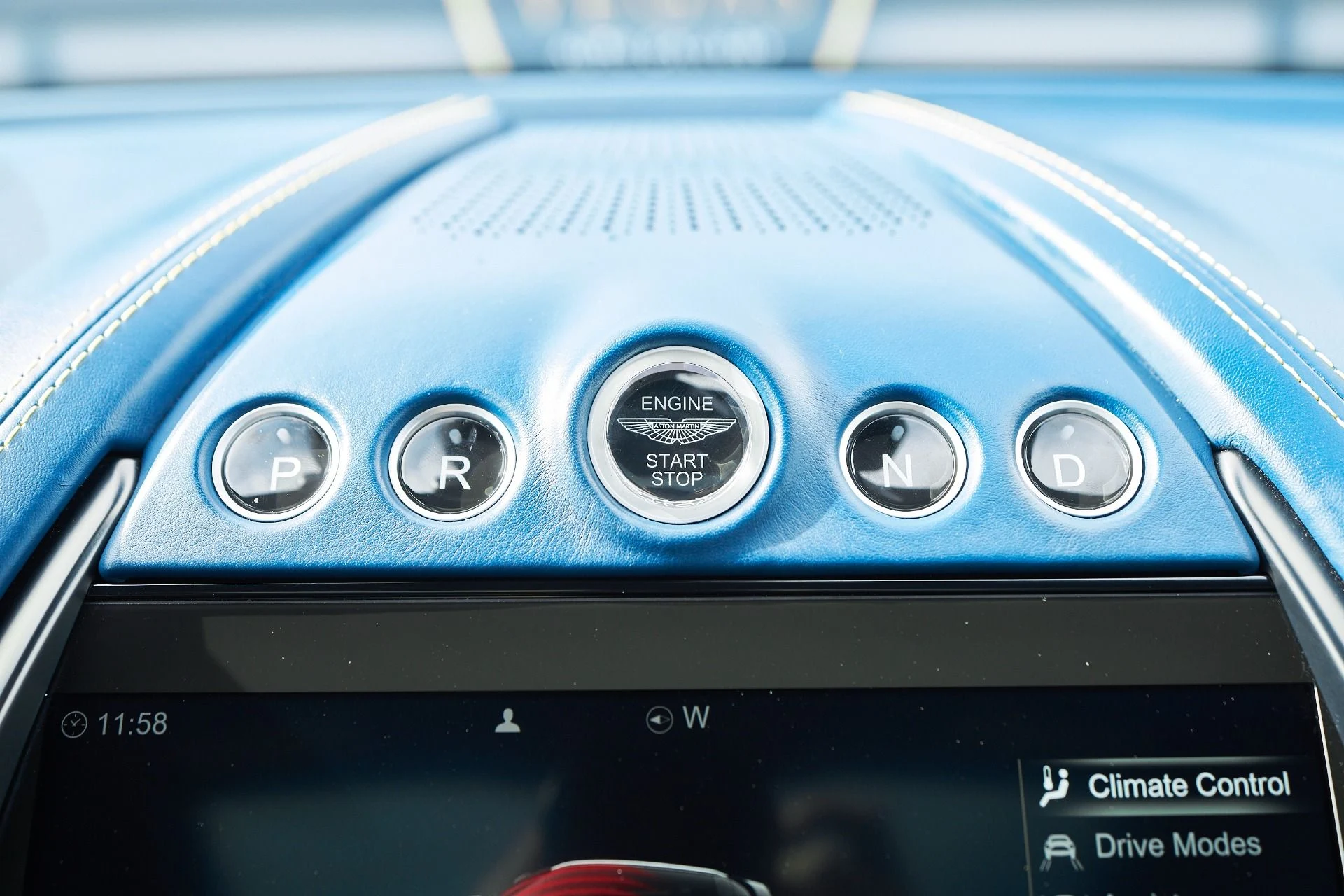 mph072_4002545943_Used_2023_Aston_Martin_DBX_707_1762900446_2089f21259