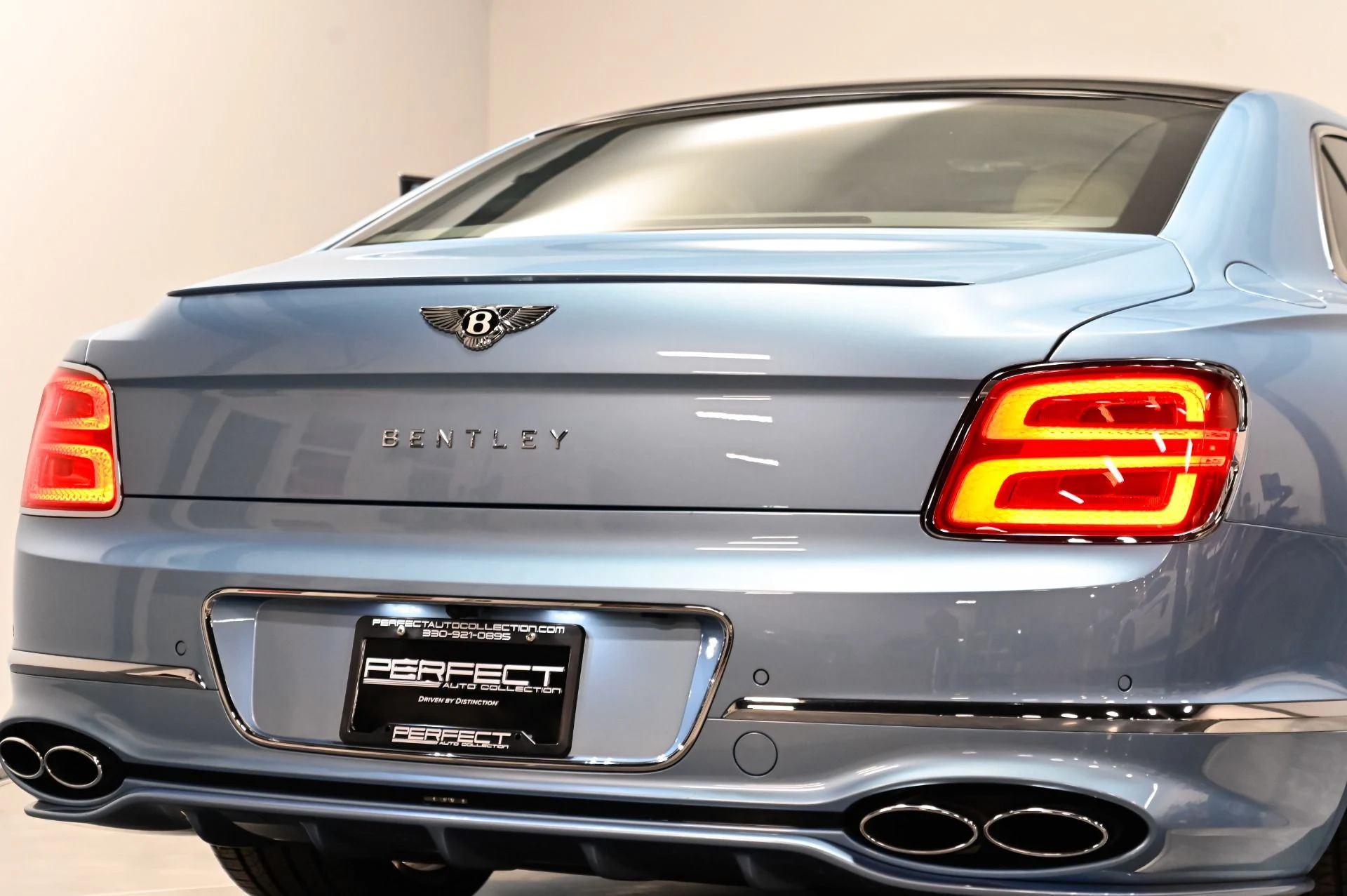 mph072_400742002_Used_2022_Bentley_Flying_Spur_V8_1790876824_88ab8bda30