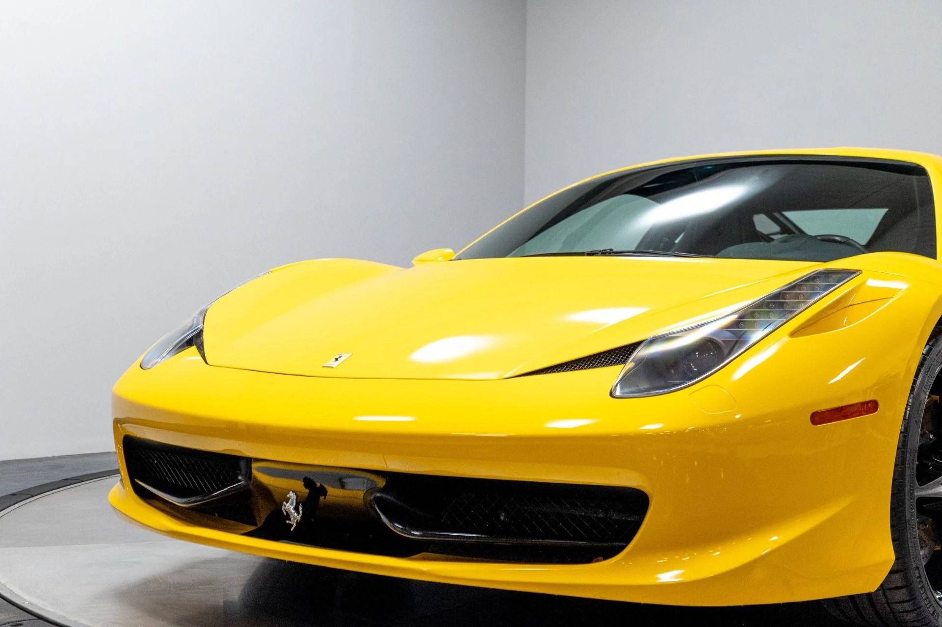 mph072_4043493999_Used_2010_Ferrari_458_Italia_1783118386_242514ef6f