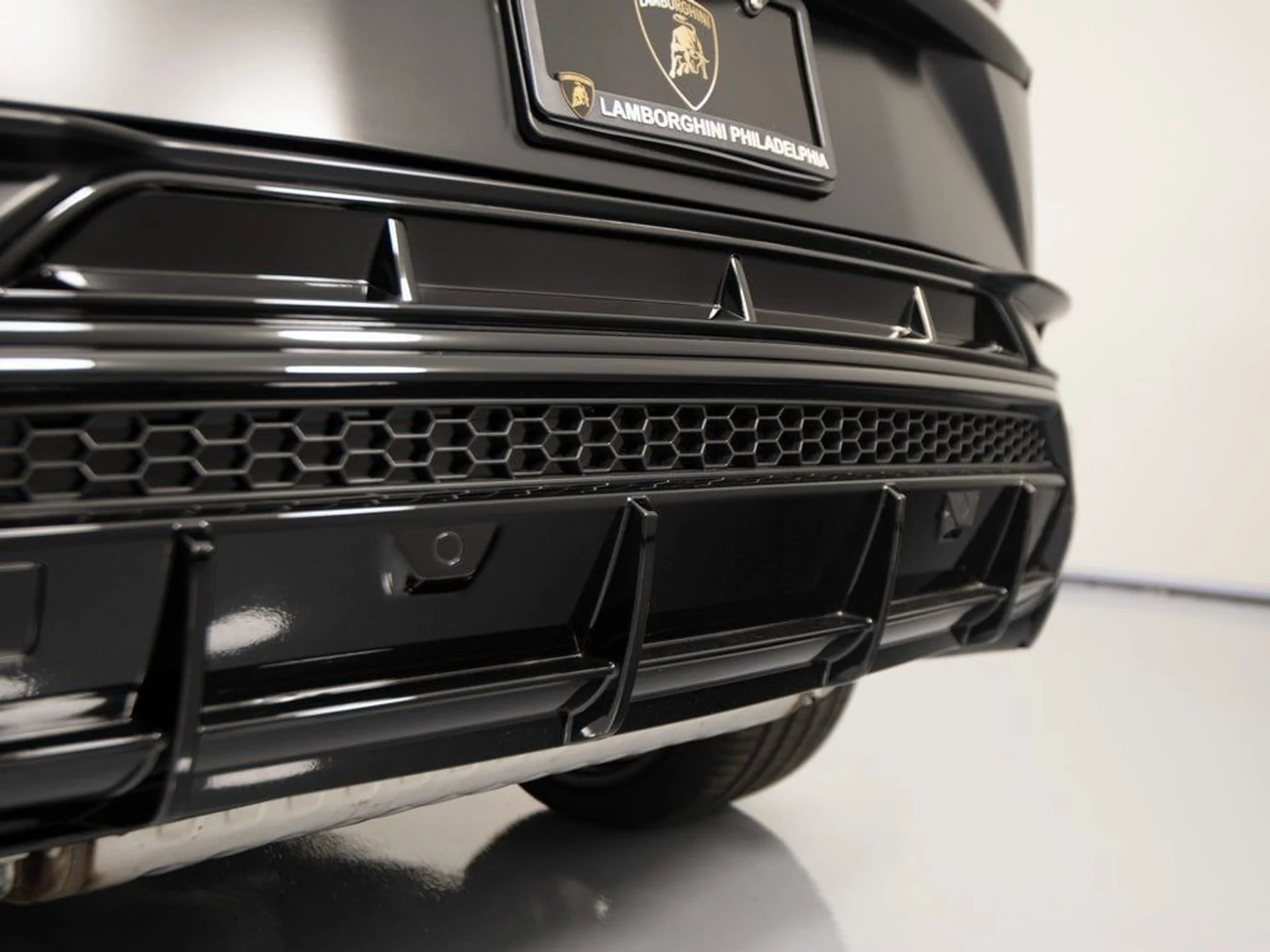 mph072_4047205987_5189707fc4d68f1d1a9f3d78b501c187x_1111fed301