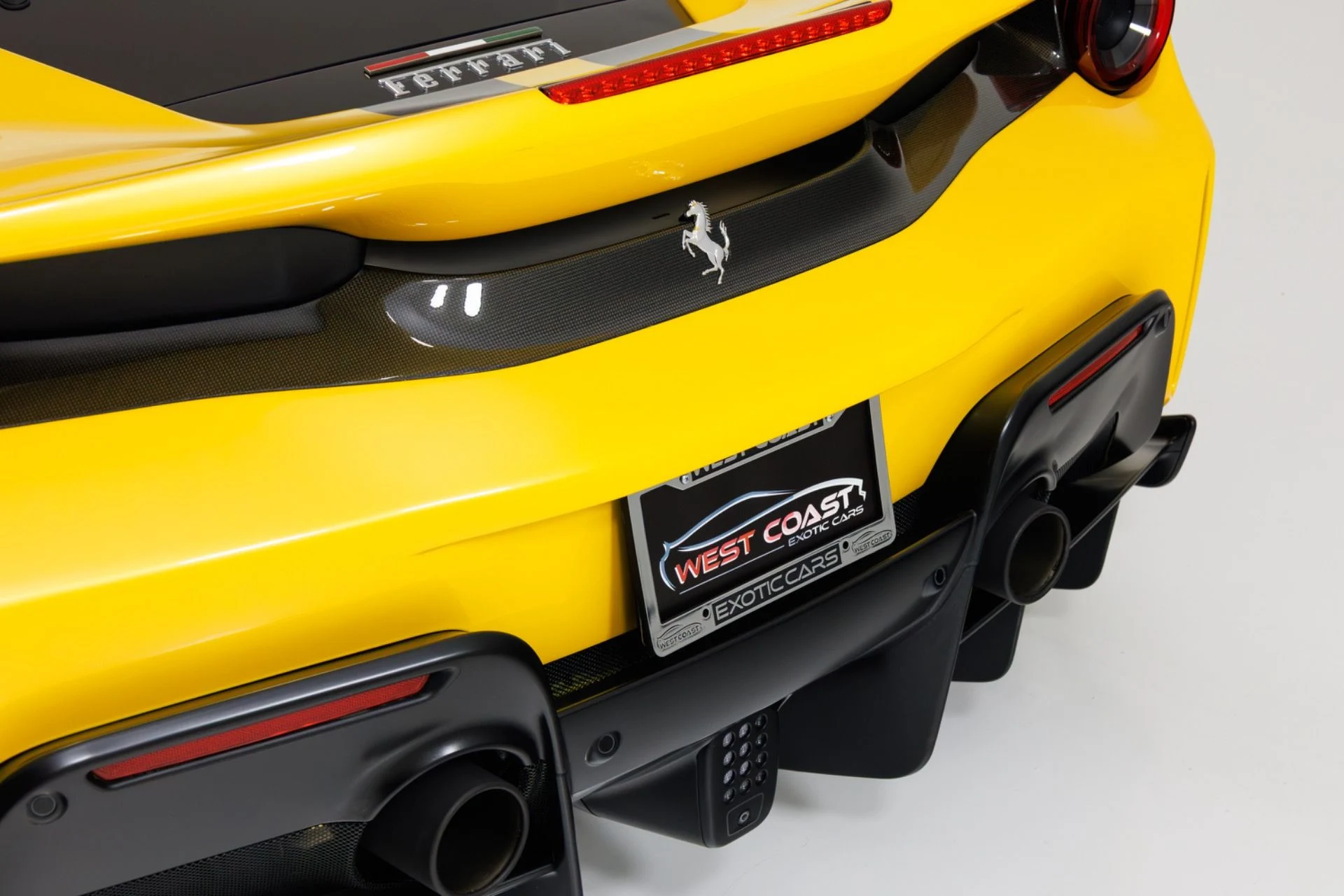 mph072_4077031604_Used_2020_Ferrari_488_Pista_1773687206_0bc4b529a8