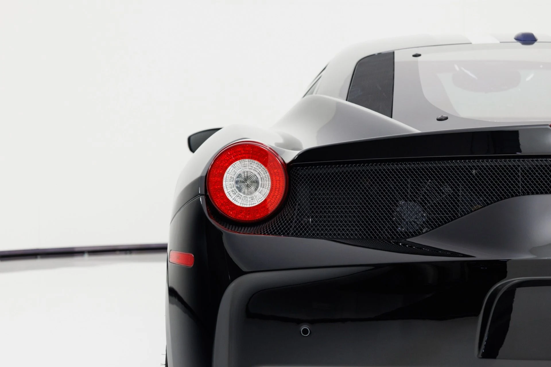mph072_4085286141_Used_2015_Ferrari_458_Italia_Speciale_1788906955_fd3e6baa8c