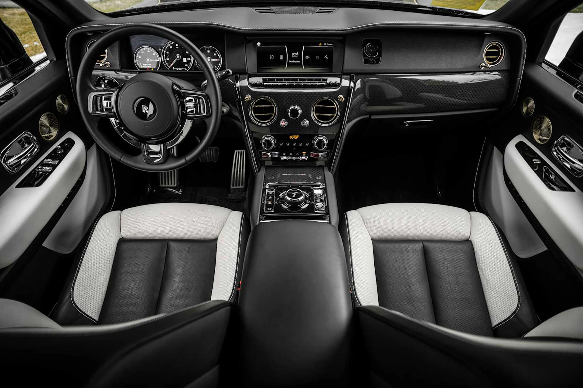 mph072_4119805453_71da2977fa31efb5e28a5773c242f55fx_2a523de0f8