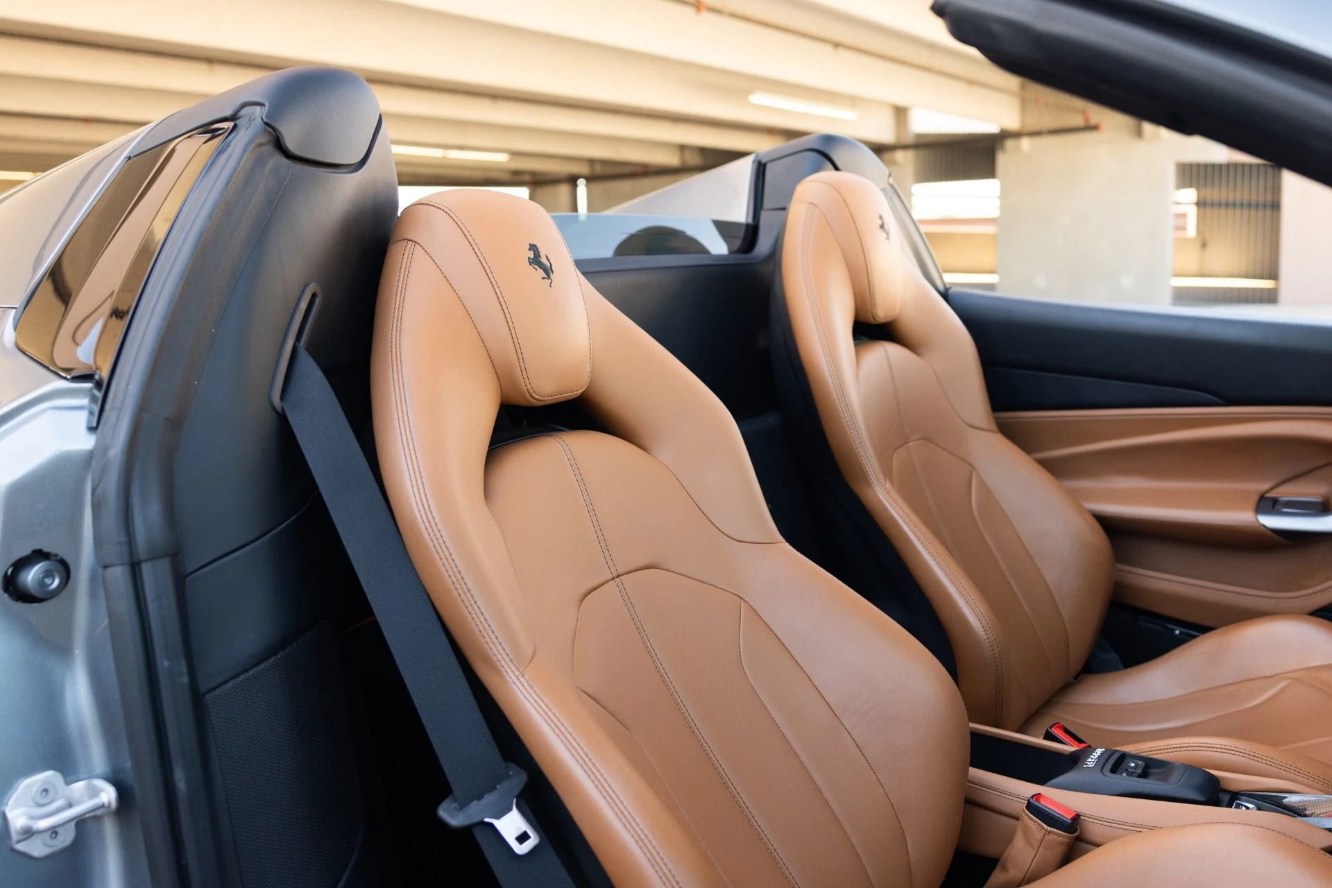 mph072_4133231144_Used_2021_Ferrari_F8_Spider_1791592255_d4a5c60f30