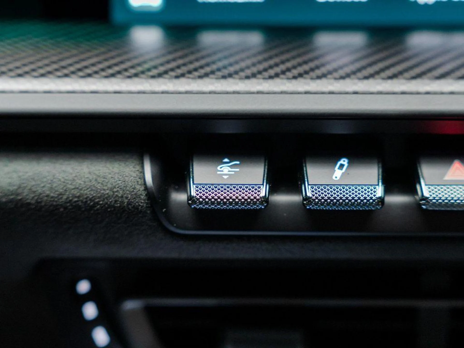 mph072_4164233405_tzi01_K2_DBTLYI_3_b3x_I1_Ws_H_Qon_Q_5c587fd8f7