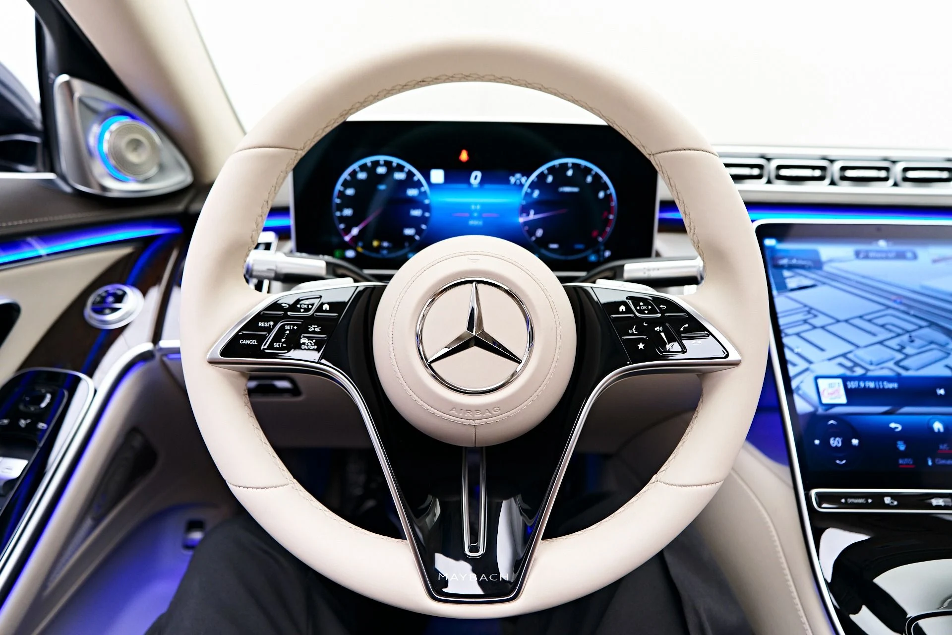 mph072_4176537893_Used_2023_Mercedes_Benz_S_Class_Maybach_S_580_1755633550_38644b3e38