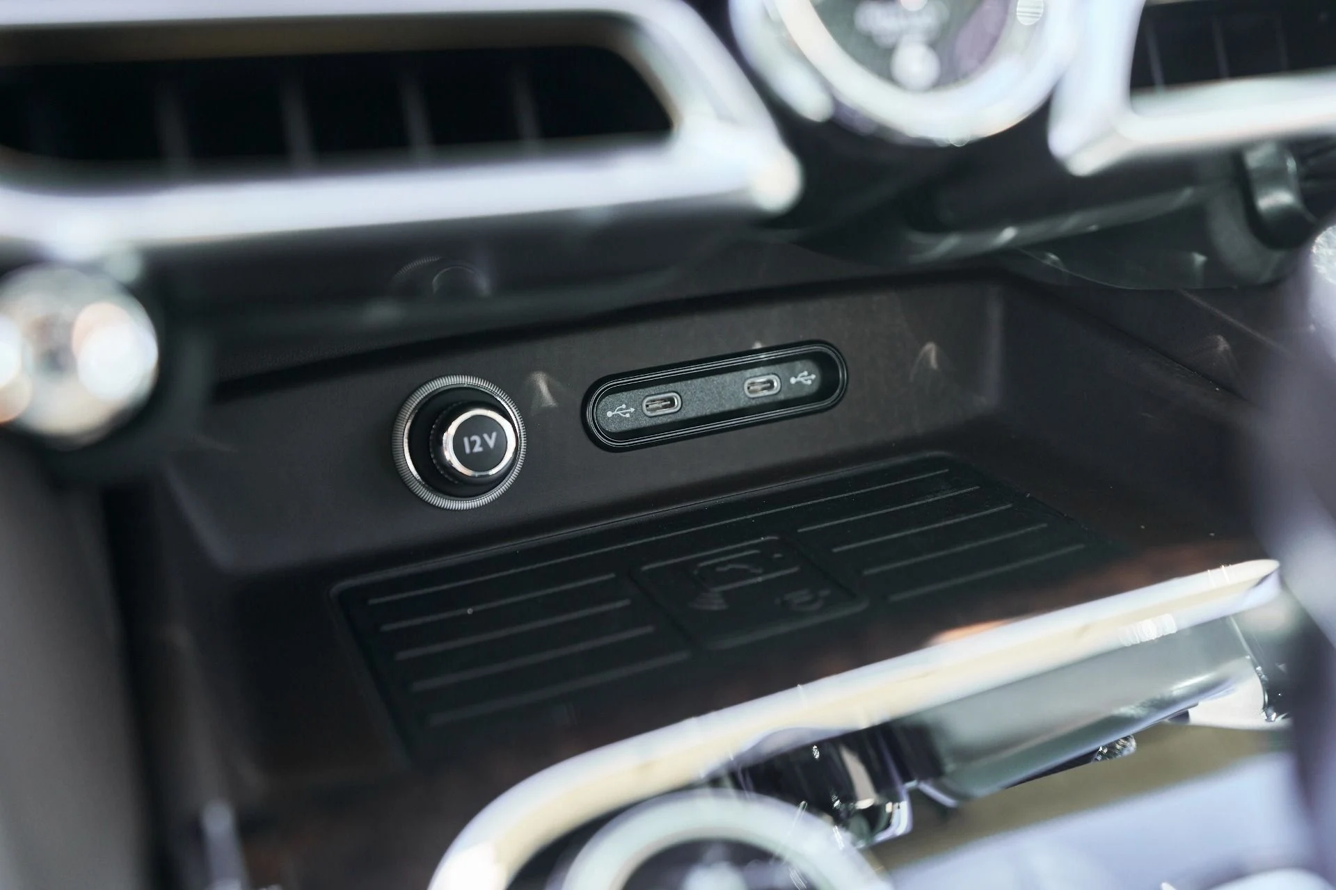 mph072_4219944254_Used_2025_Bentley_Flying_Spur_Speed_1762569287_d48256a471