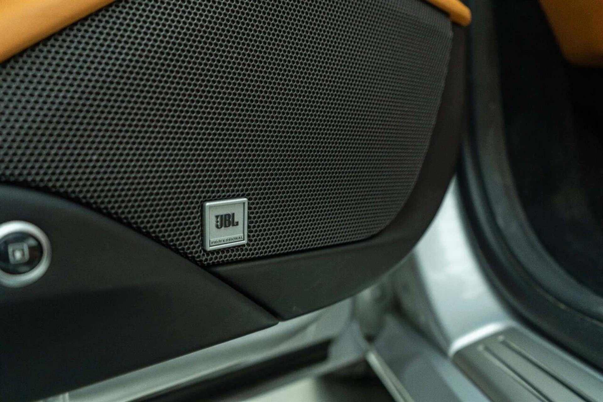 mph072_531131735_5408facb8d_1280_d5af6d1e05