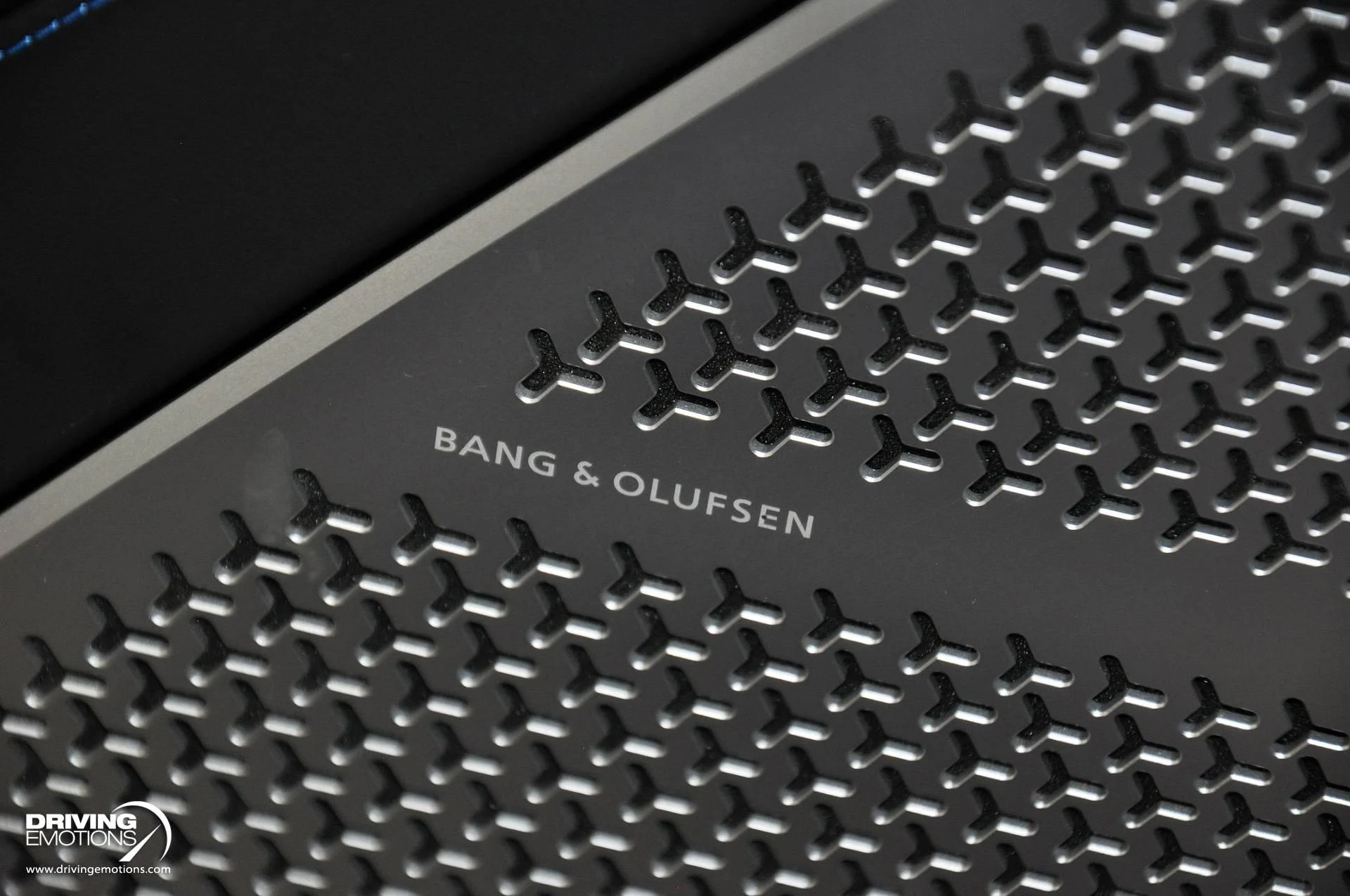 mph072_549746546_801_p73_l_2b8ba7ba25