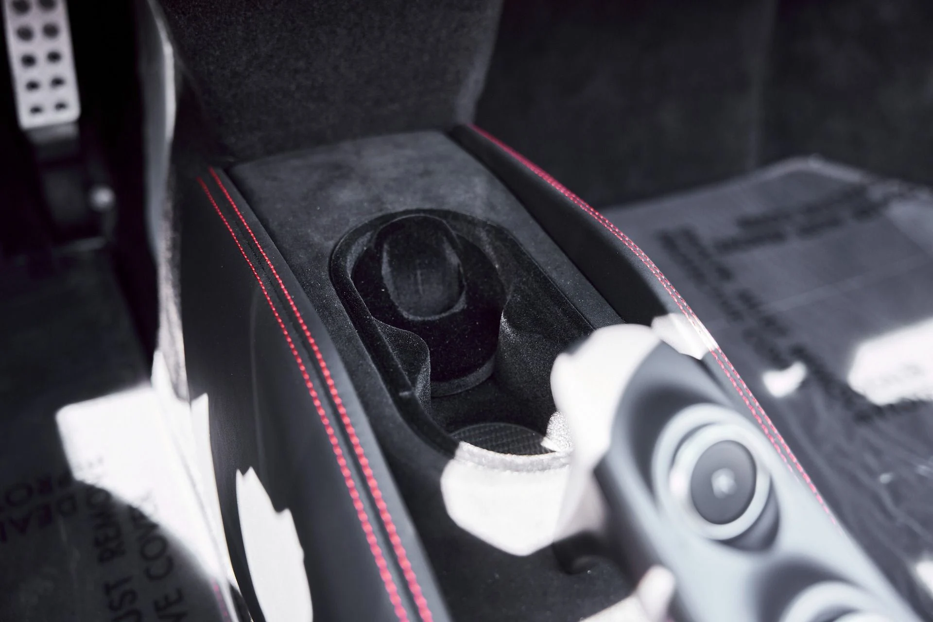 mph072_585337523_Used_2022_Ferrari_F8_Spider_Base_1772506702_26e8d6b7dd