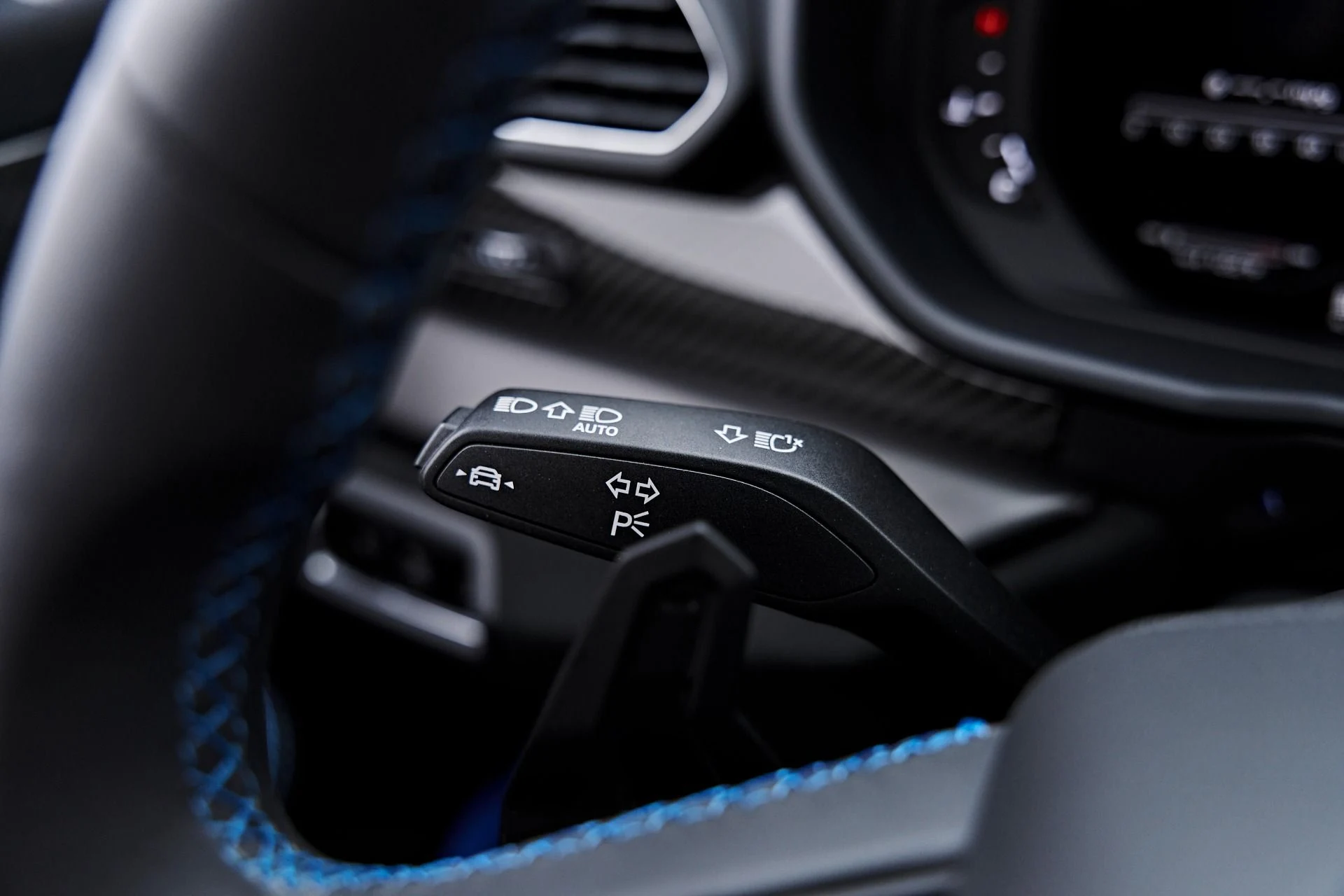 mph072_612779528_Used_2023_Lamborghini_Urus_Performante_1790208925_6f6574200d