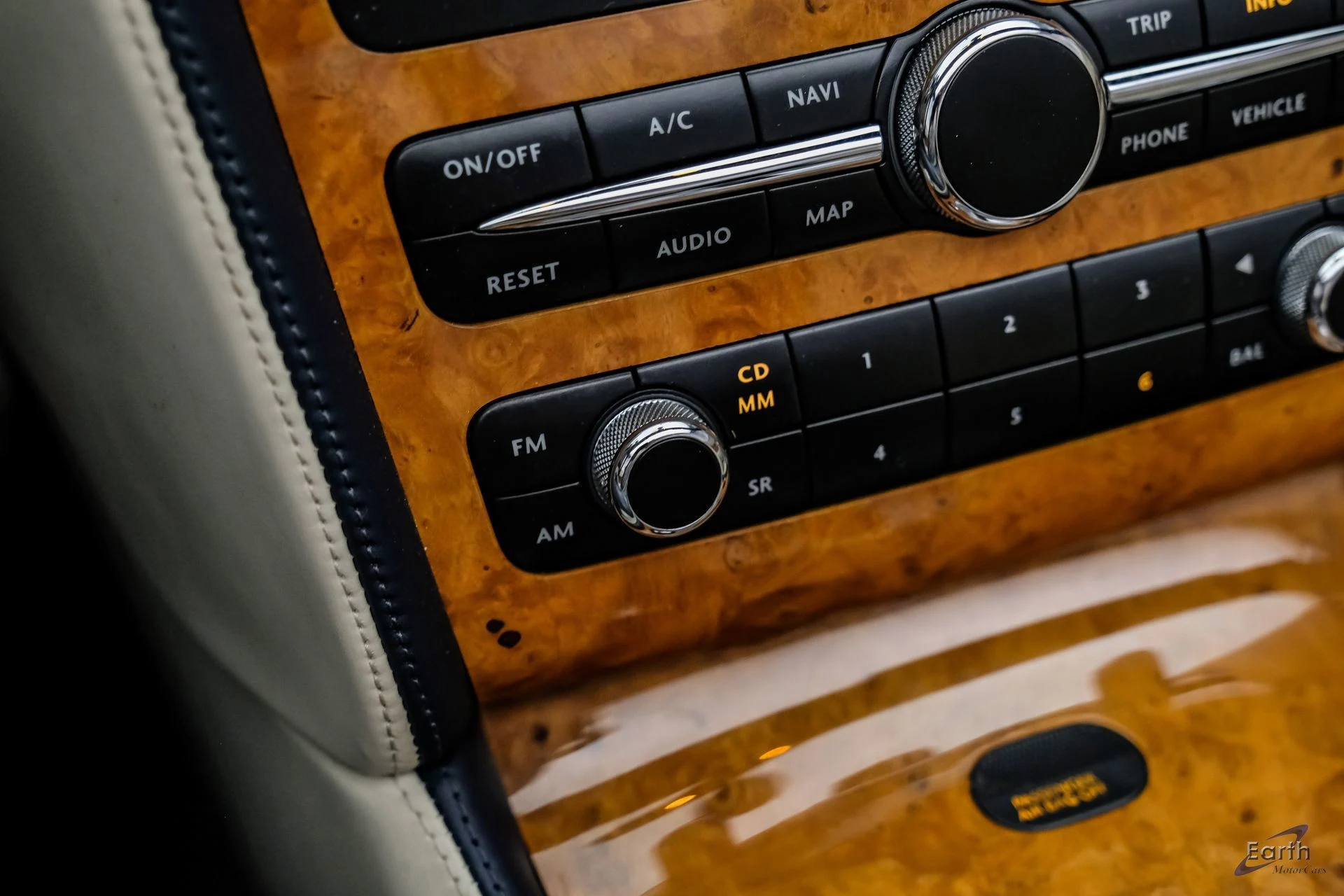 mph072_714597439_4c1d9cb745d3dc86081b867073e6a140x_9ca1ee2e1d