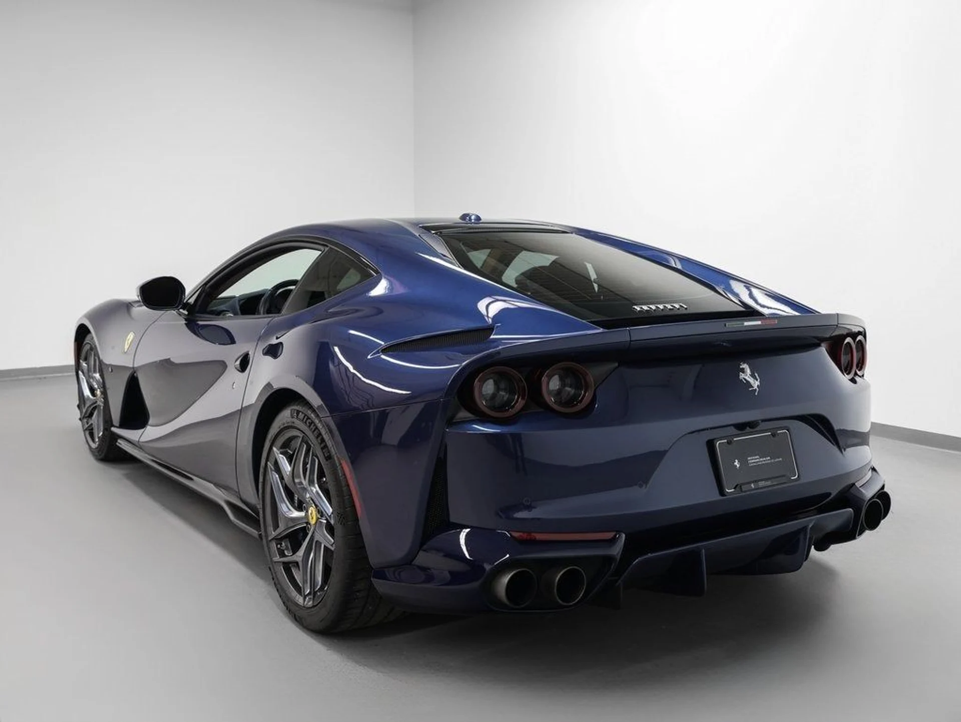 mph072_948176680_73_b44fc52792