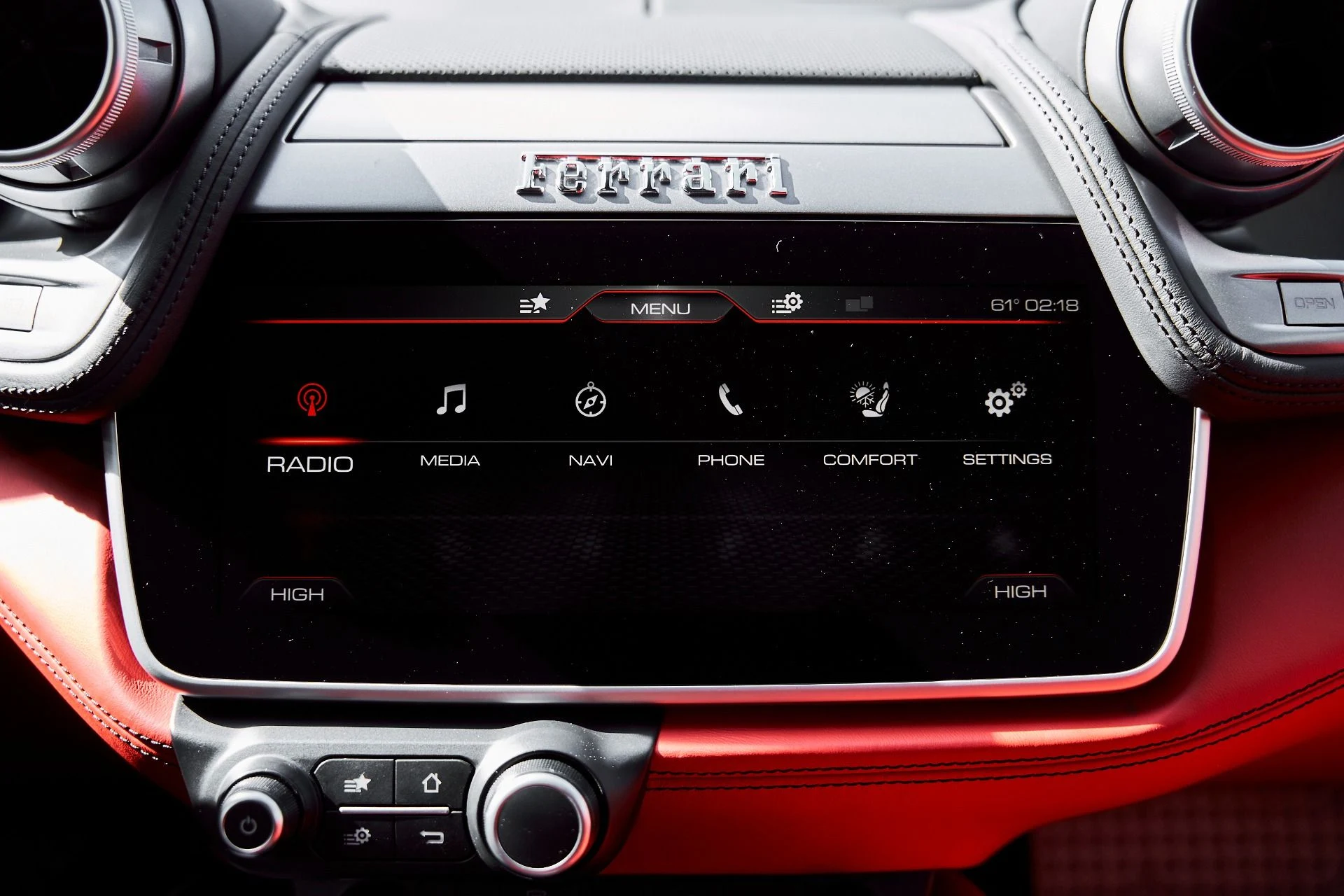 mph072_955639261_Used_2019_Ferrari_GTC_4_Lusso_V12_1771467721_1db35f09a5