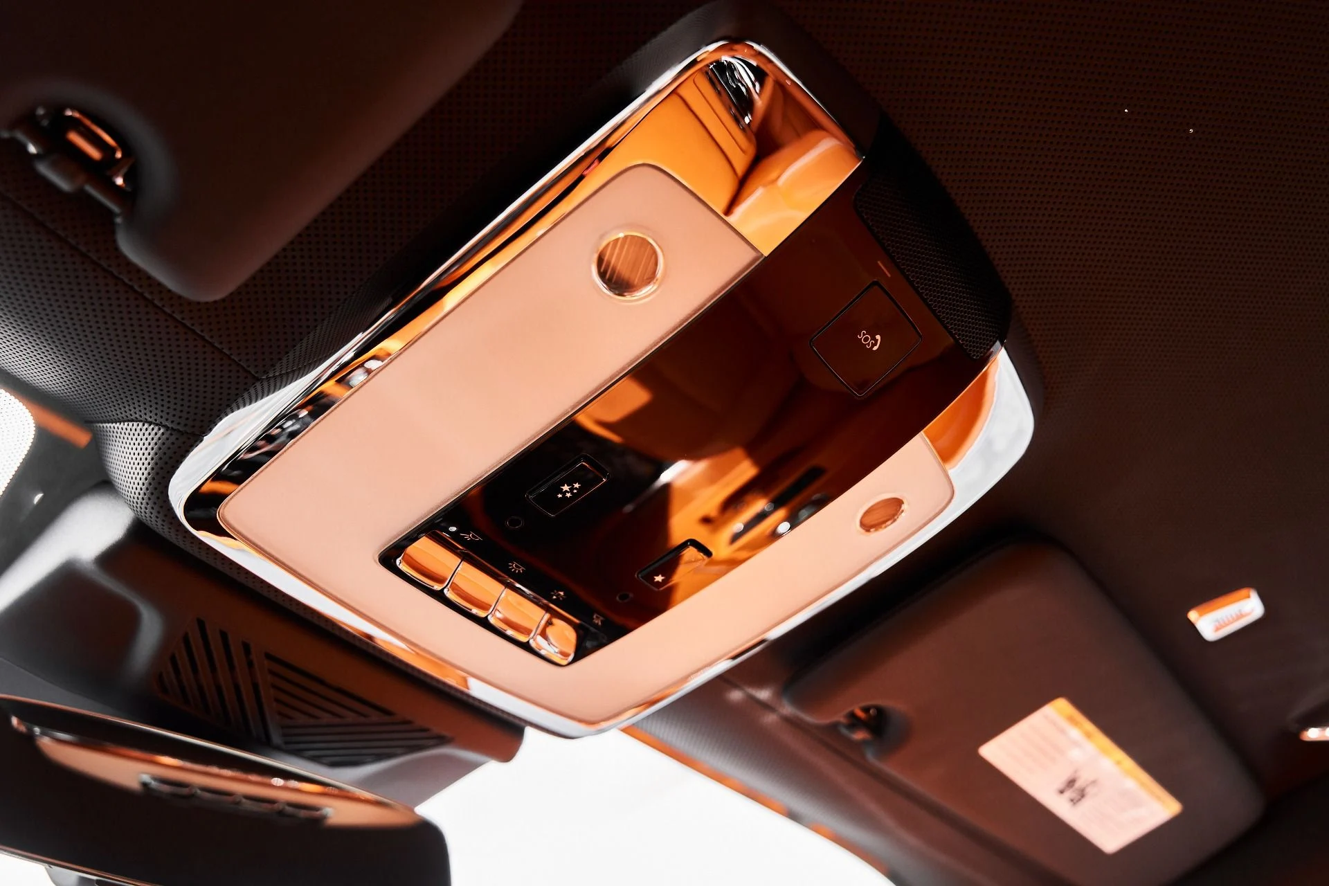 mph072_966114488_Used_2025_Rolls_Royce_Spectre_Base_1775928301_e531c2ee54