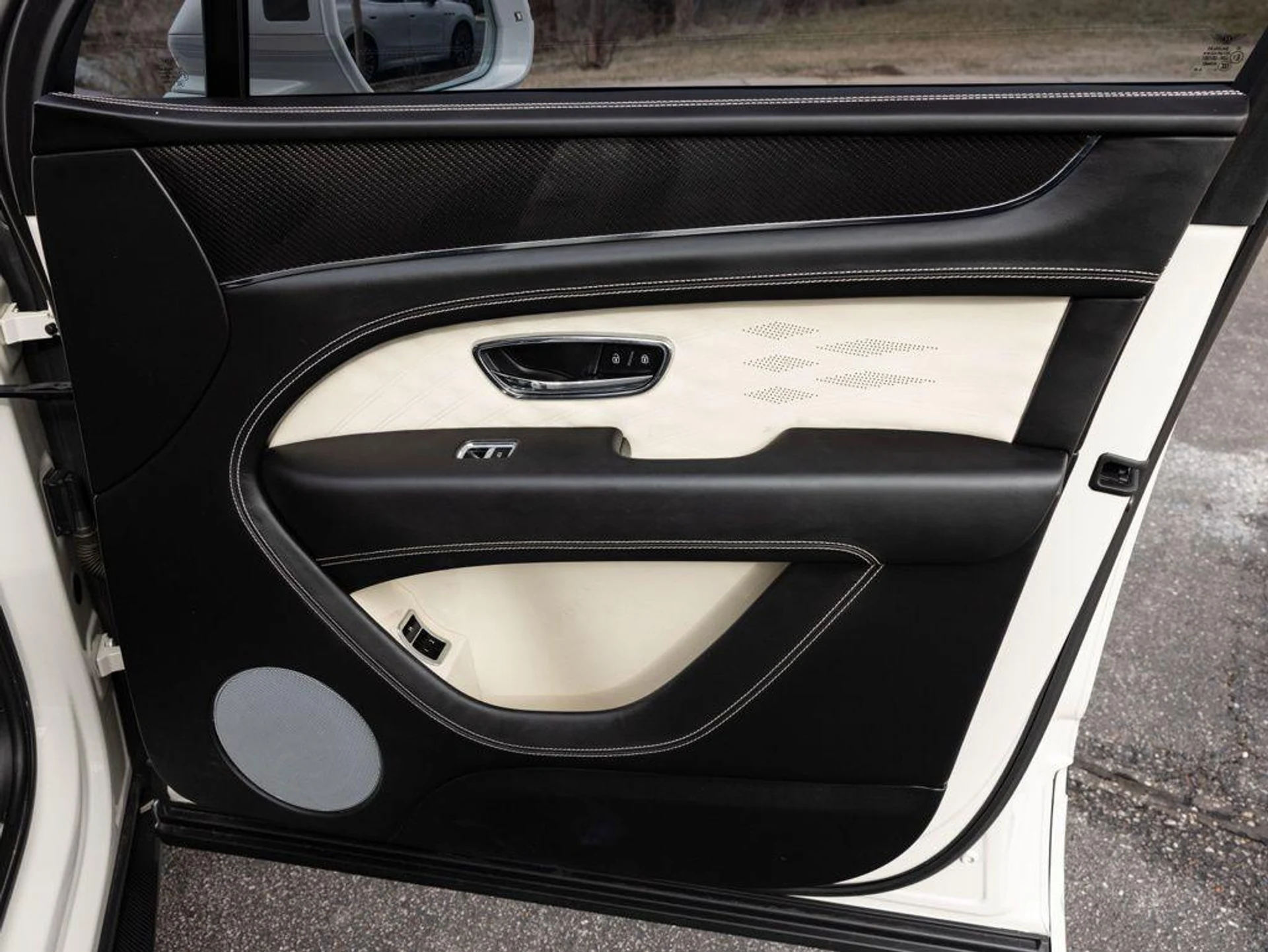 mph073_1057815342_492619448_6986044c180868074e36c6cf_18d38936ac