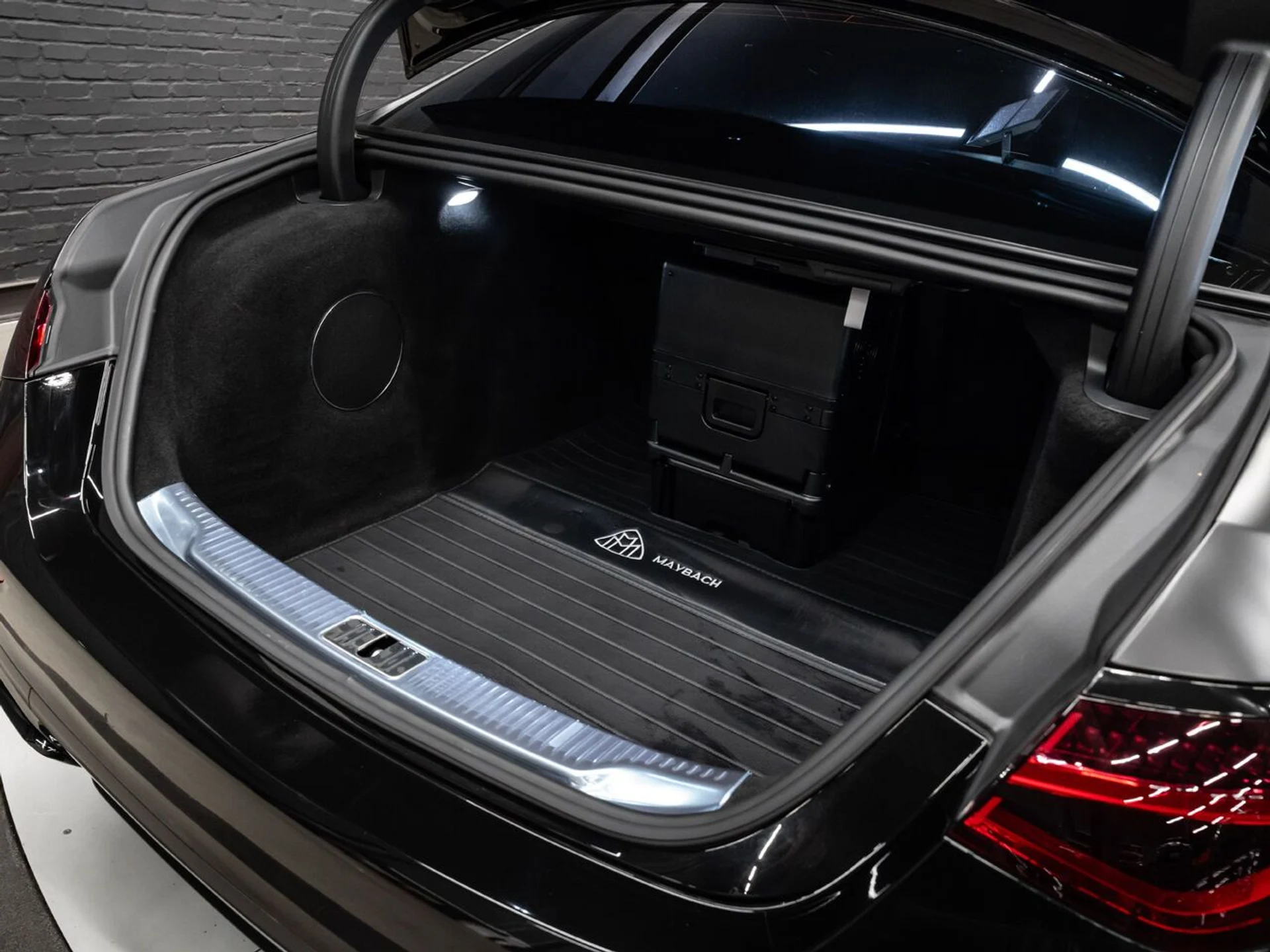 mph073_1088116622_mercedes_benz_s_class_2023_f6028fb183