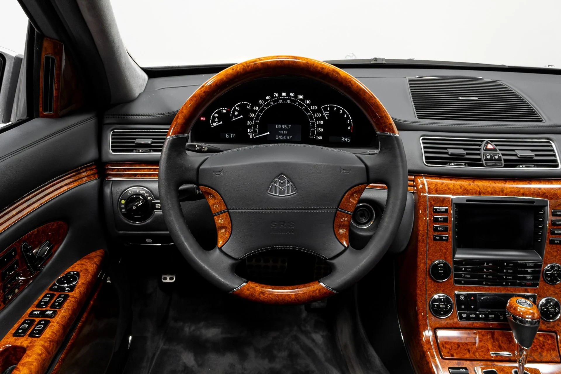 mph073_1126347600_Used_2004_Maybach_57_1769486757_9cdd430b5c