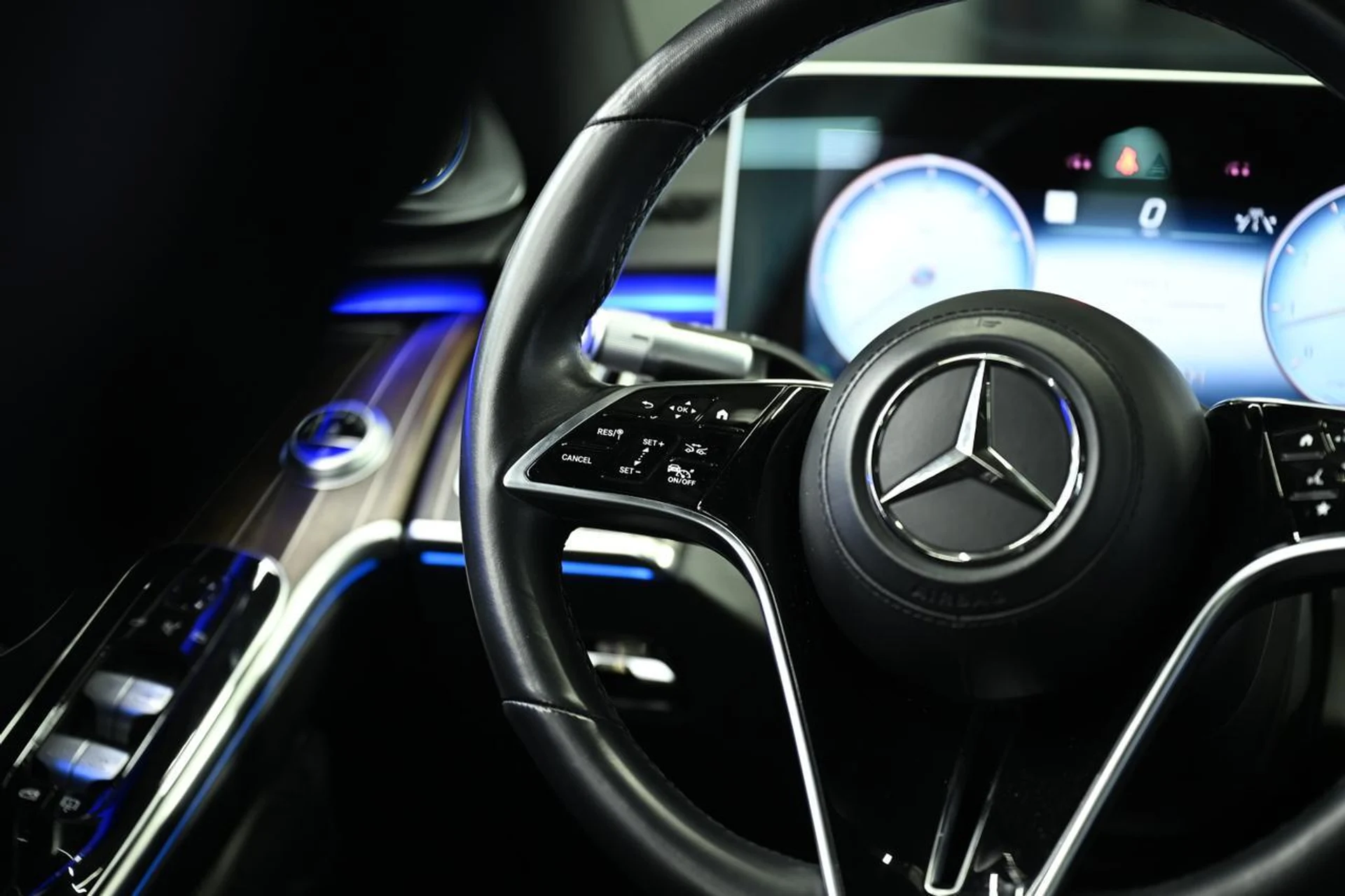 mph073_1136966921_2a1ed8056d2f9ade72ed7286e7add9de_931706d8d5