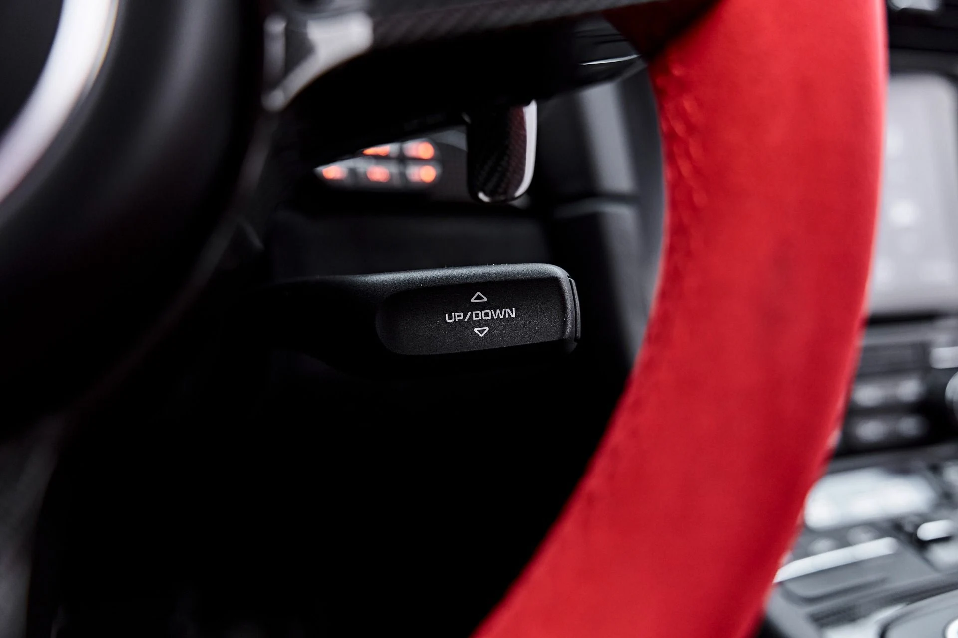 mph073_1208358951_Used_2019_Porsche_911_GT_2_RS_1788559309_9970345fa5