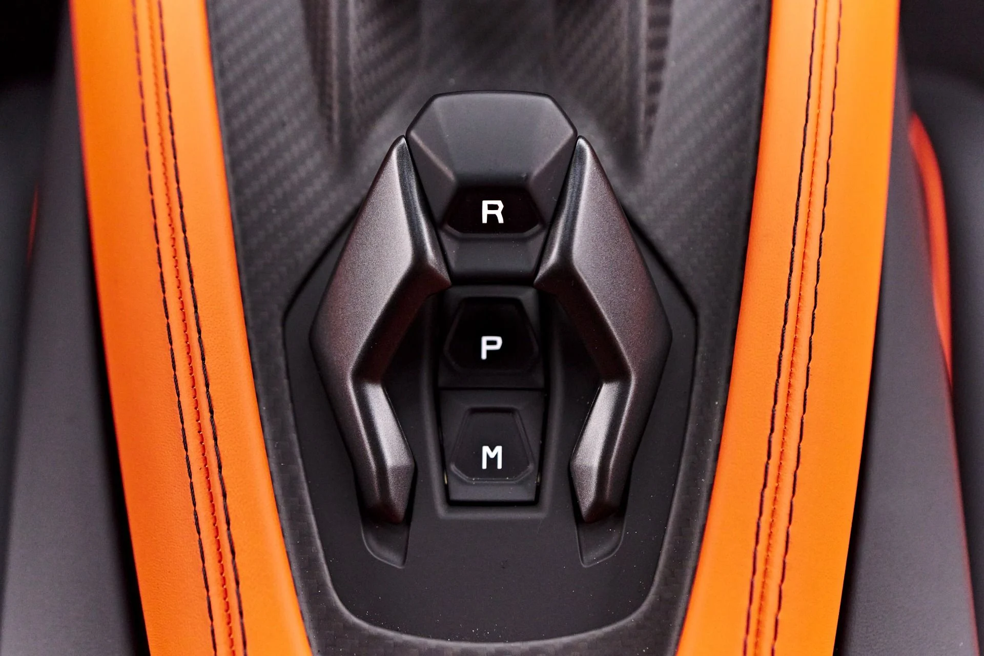 mph073_1217437650_Used_2024_Lamborghini_Revuelto_Base_1755224841_bf8c733f9c