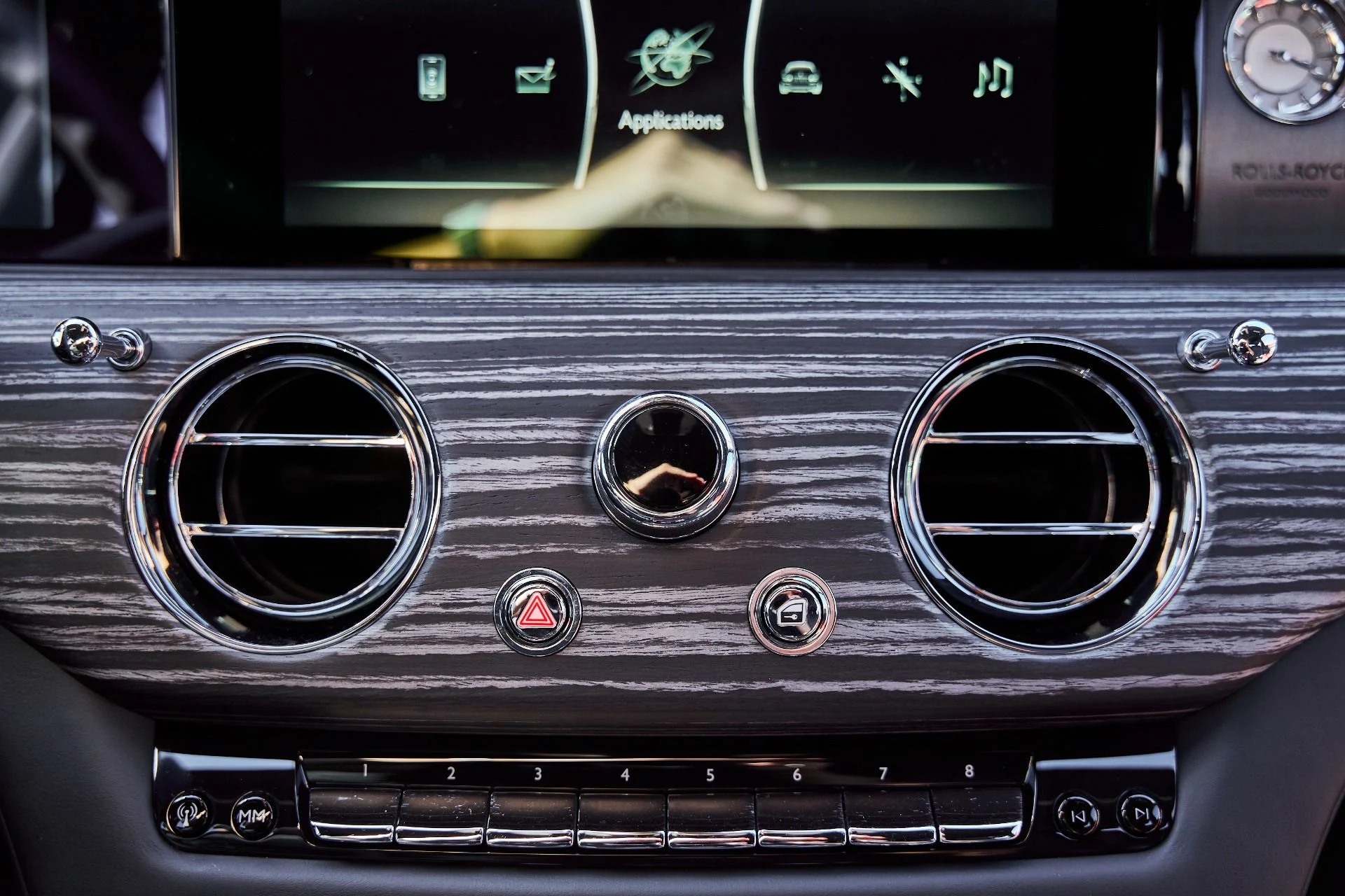 mph073_1243450617_Used_2023_Rolls_Royce_Ghost_1770699640_b1333abb47