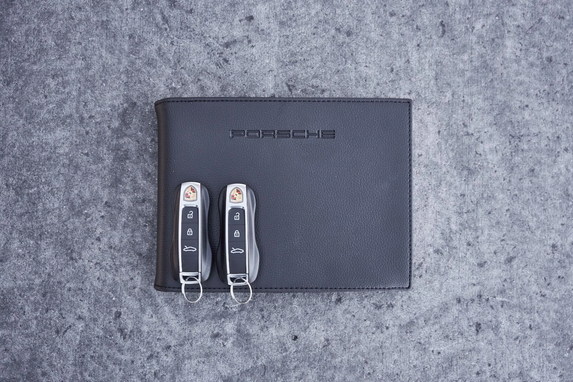 mph073_1271137285_Used_2026_Porsche_911_Carrera_GTS_1767063001_2bce48ae41