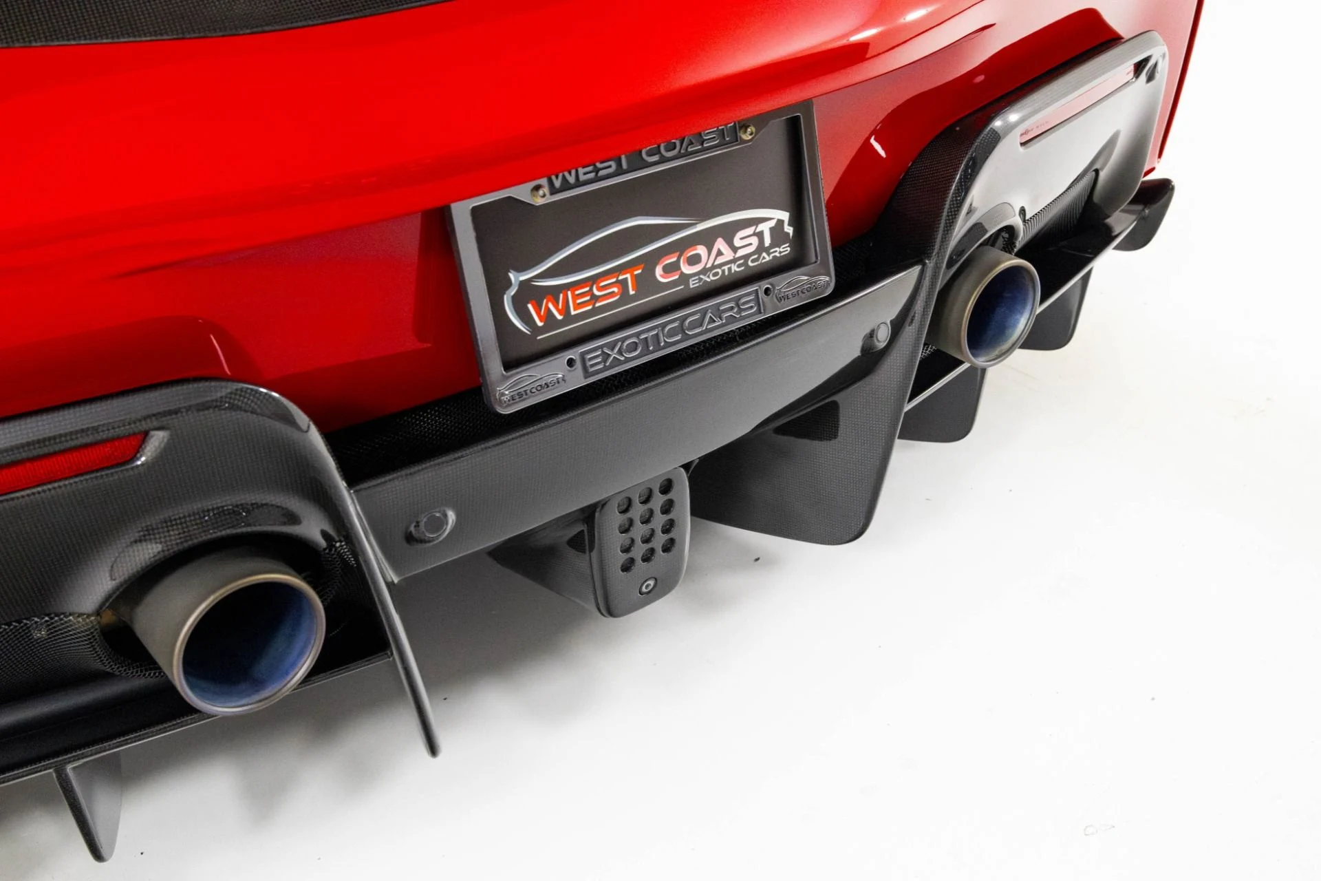mph073_1292731469_Used_2019_Ferrari_488_Pista_1761352057_7f32f52641