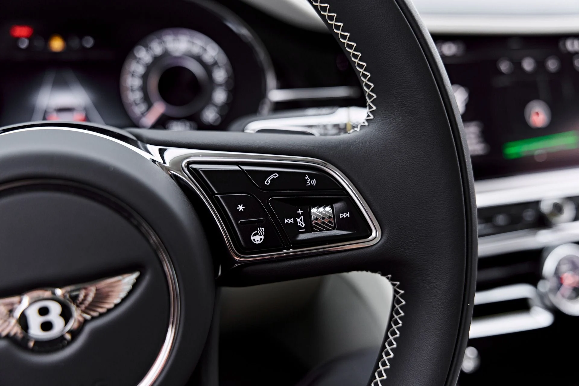 mph073_1436964147_Used_2025_Bentley_Flying_Spur_Speed_1786412294_1acc263c1b