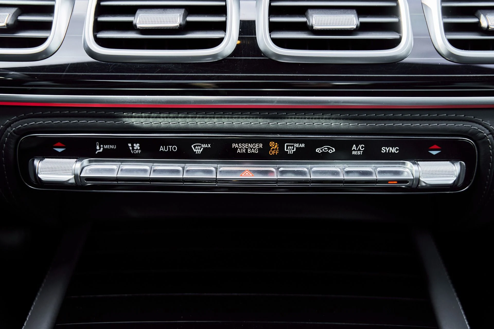 mph073_1468317566_Used_2021_Mercedes_Benz_GLS_Maybach_GLS_600_1768358447_2506a92efb