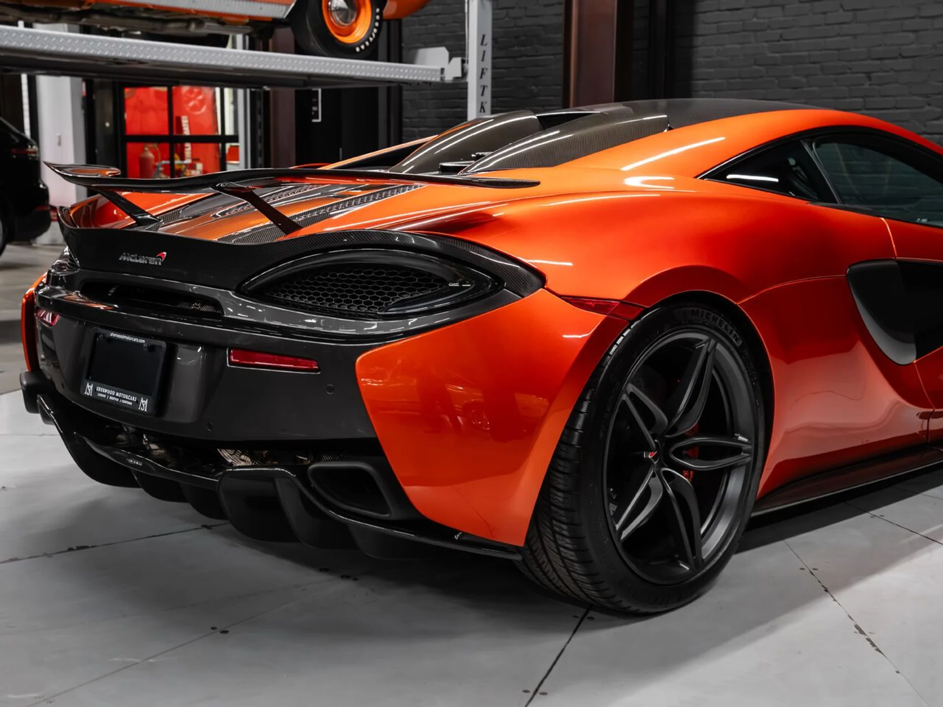 mph073_1566727388_mclaren_570s_2017_1532211c46