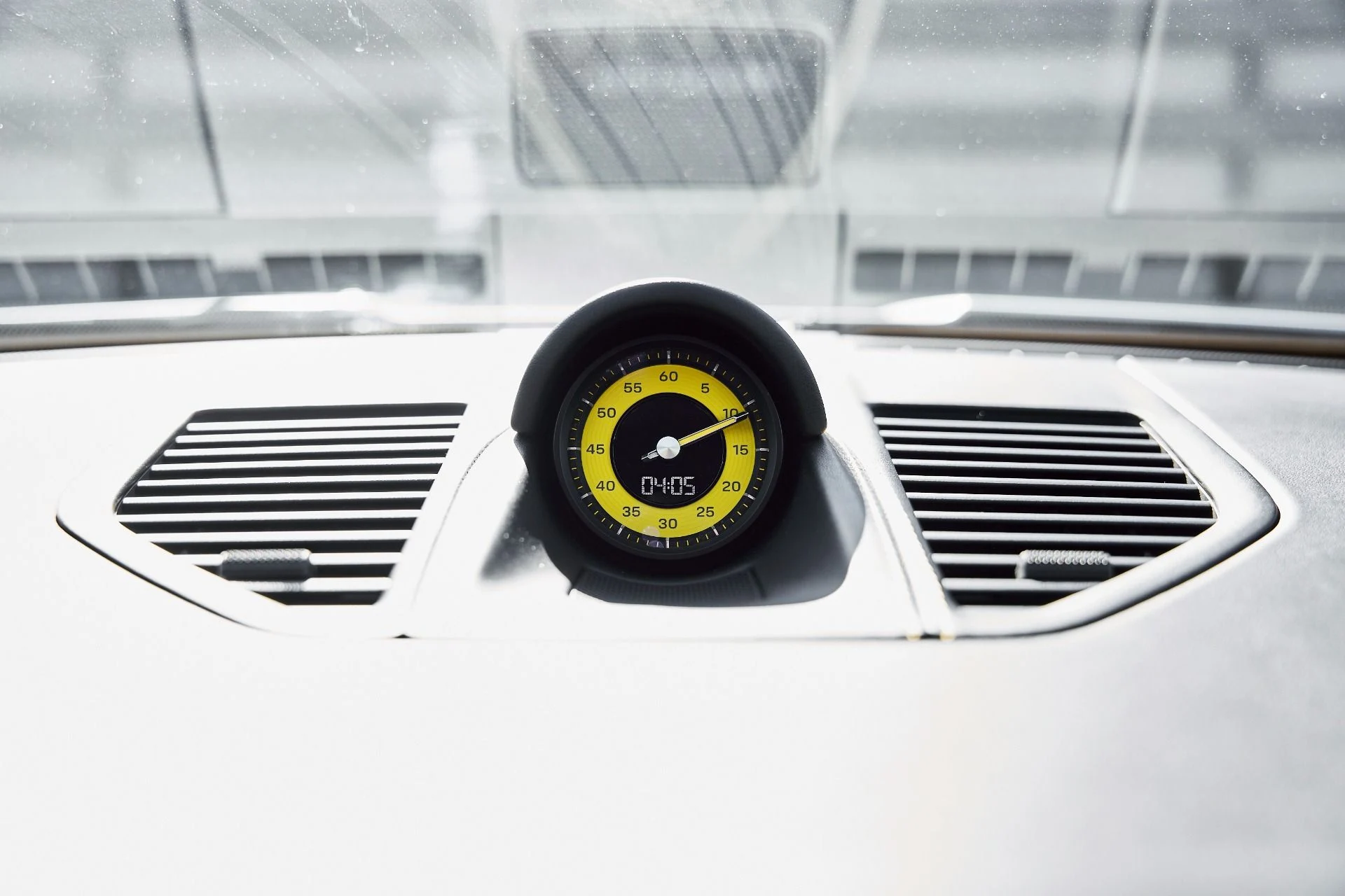 mph073_156839389_Used_2023_Porsche_911_GT_3_1776823254_ddb7c243ef