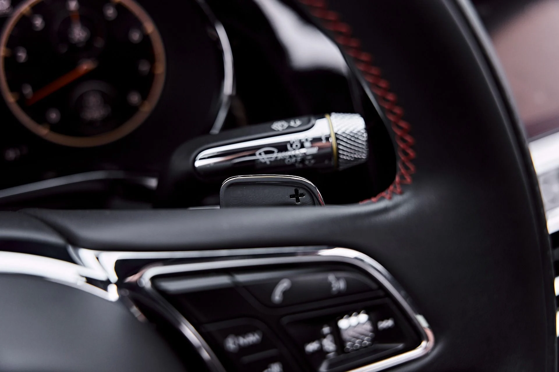 mph073_1653870644_Used_2022_Bentley_Flying_Spur_V8_1786412578_9c3b88b711