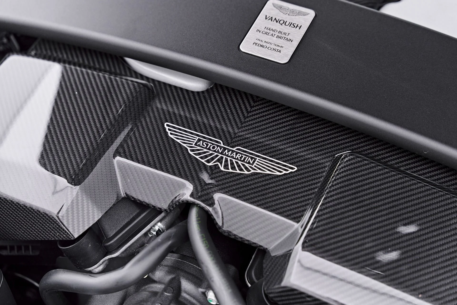 mph073_1654155798_Used_2025_Aston_Martin_Vanquish_V12_1786045895_16b60b589c