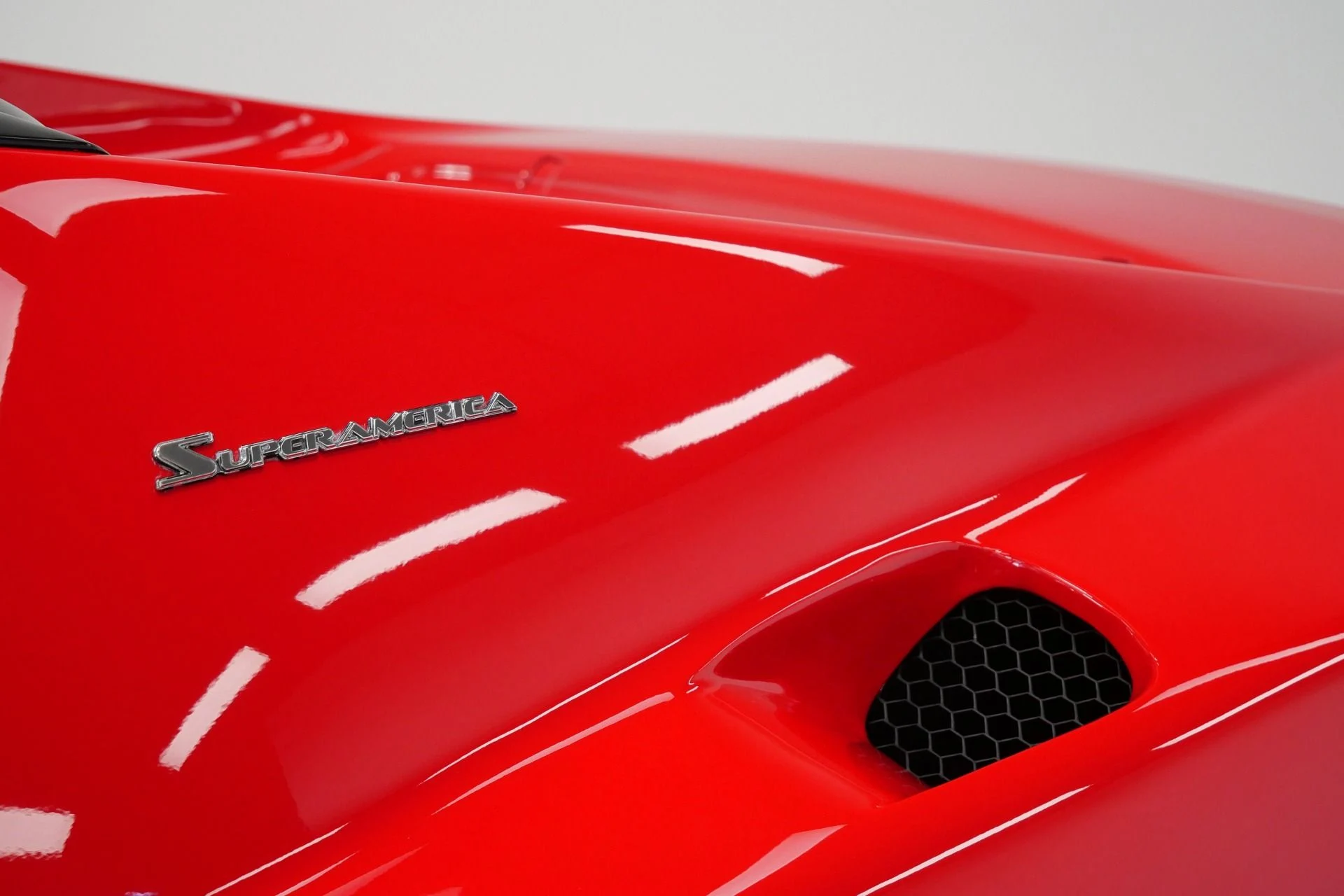 mph073_1659749446_Used_2005_Ferrari_575_Superamerica_2024_Belt_Service_Fiorano_Handling_Package_1769812853_b7ed01b665