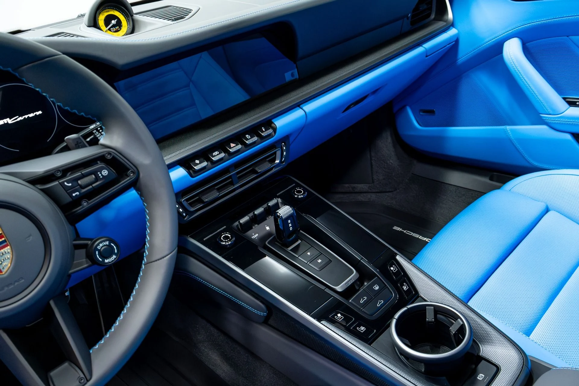 mph073_166401375_Used_2024_Porsche_911_1774039969_662108b360