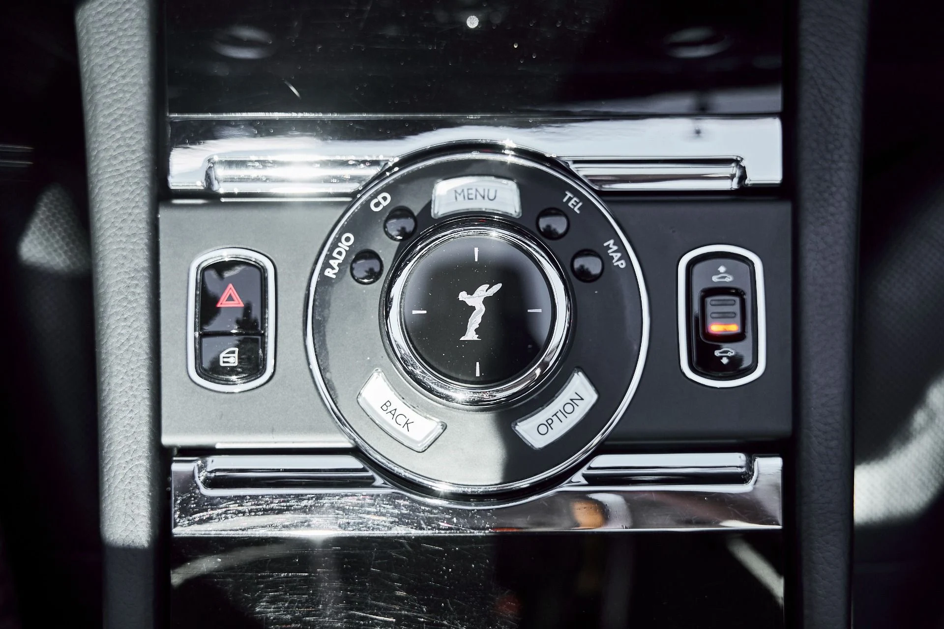 mph073_1677354957_Used_2014_Rolls_Royce_Ghost_Base_1781026059_e7c25bb330