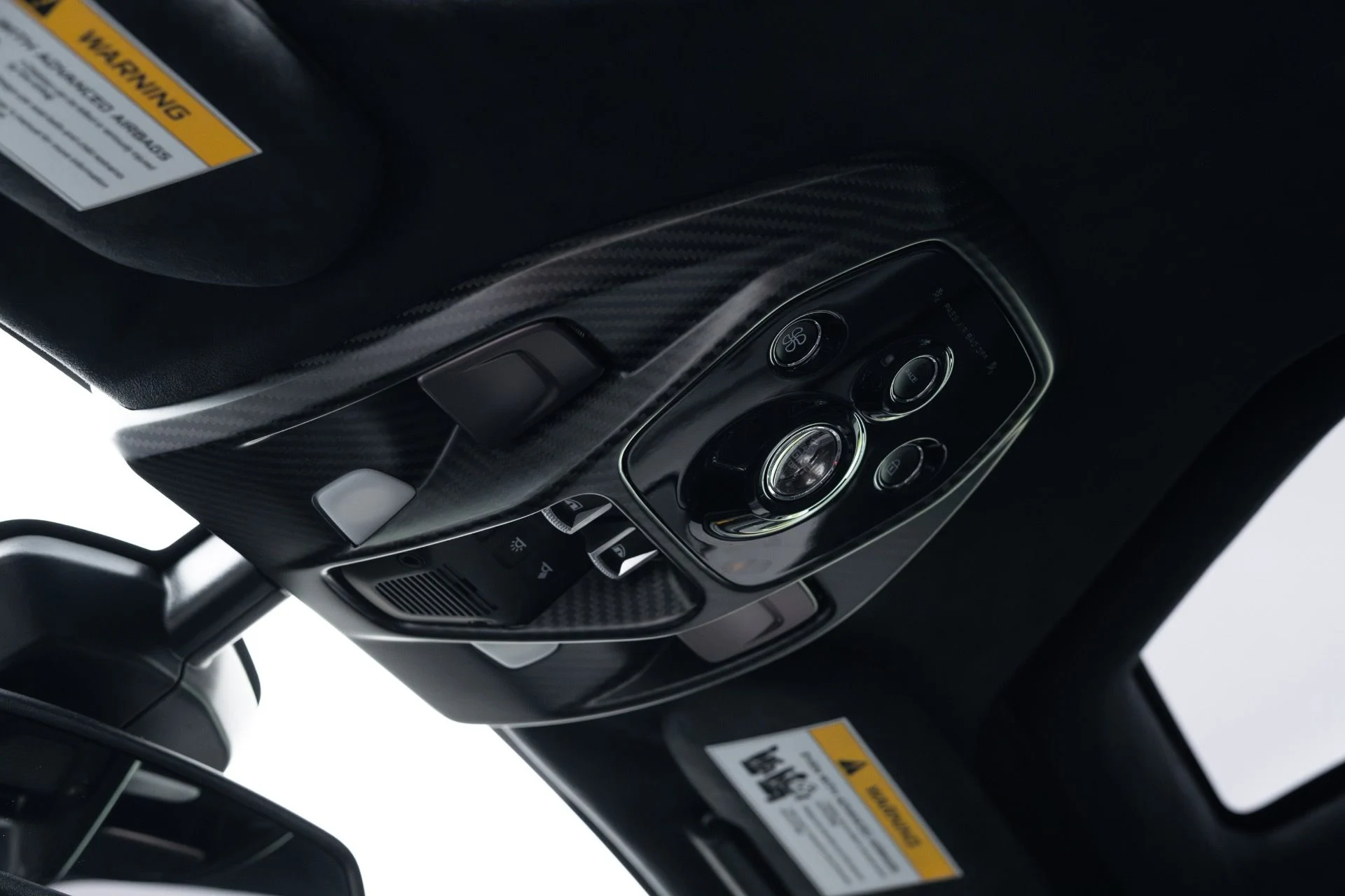 mph073_1765492214_Used_2019_Mc_Laren_Senna_1775186462_4faace3637