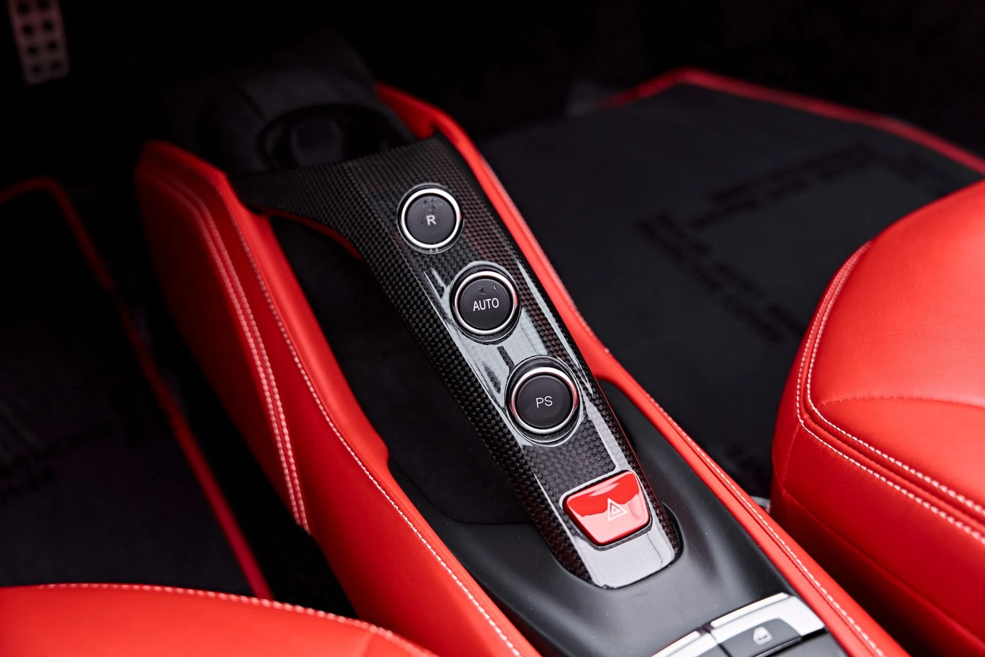 mph073_1785282185_Used_2018_Ferrari_488_Spider_Base_1786671796_09d663726d