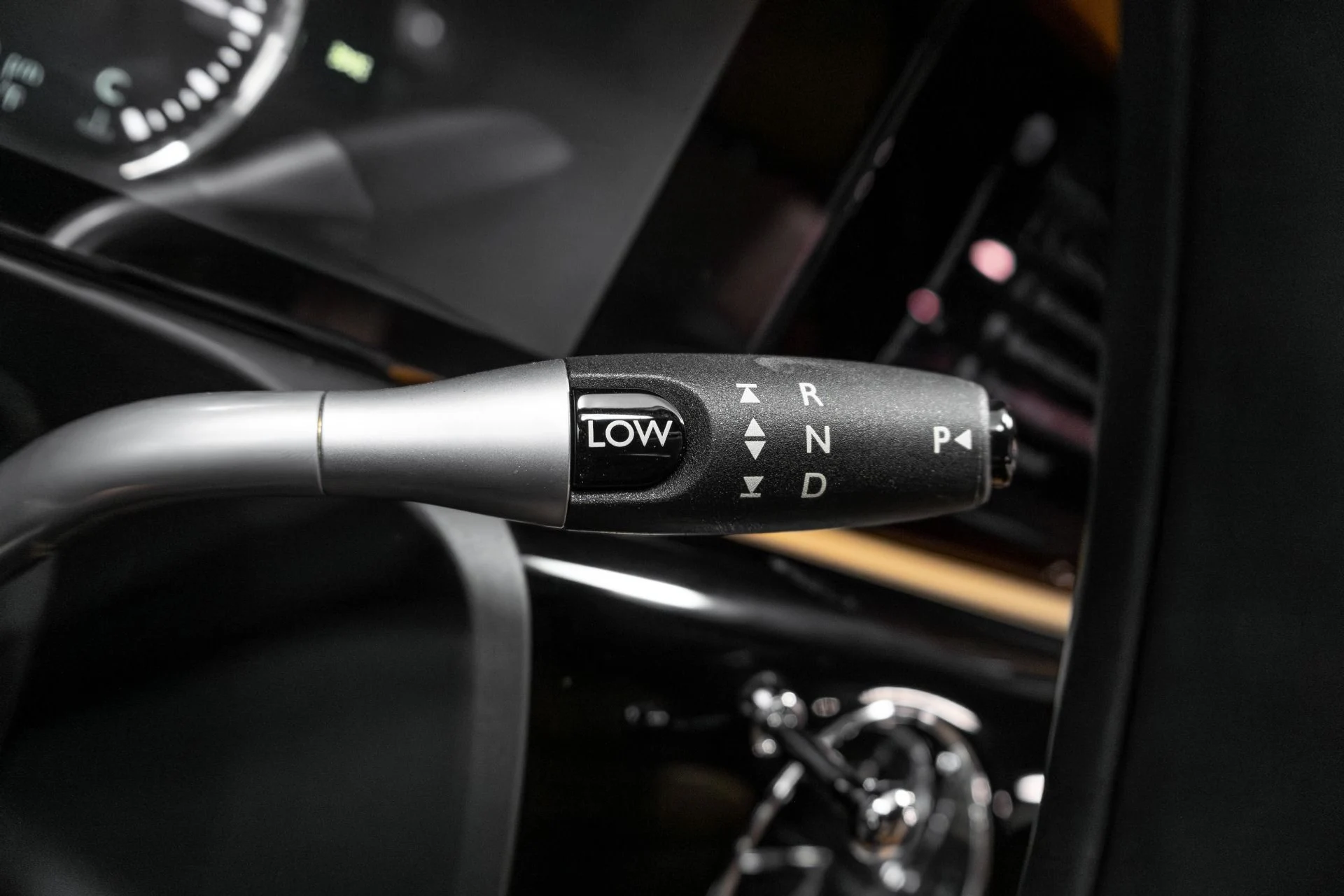 mph073_1809116479_Used_2022_Rolls_Royce_Ghost_1767138760_641b9330c4