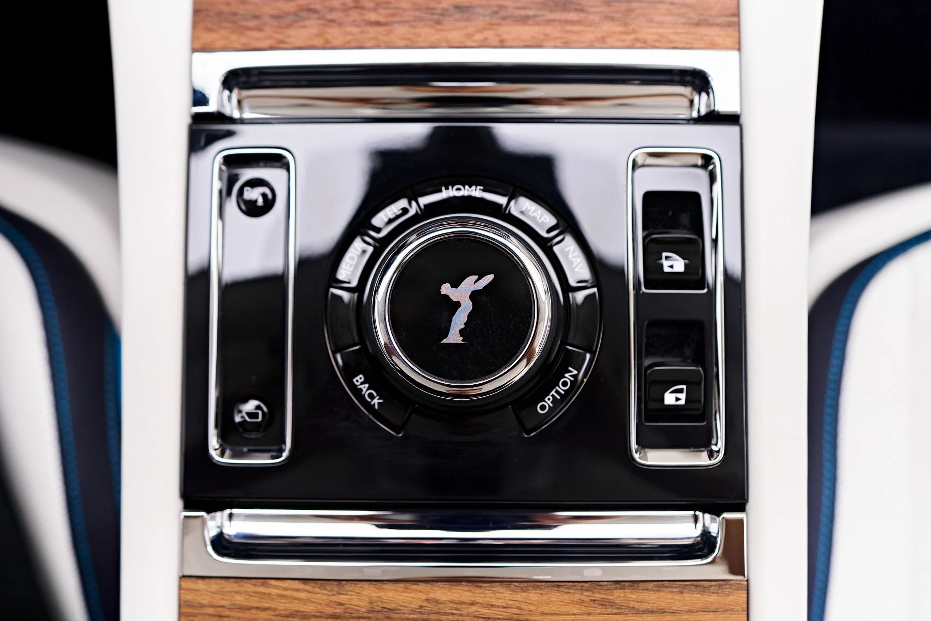 mph073_1917916017_Used_2024_Rolls_Royce_Spectre_1754099622_008c8467d9