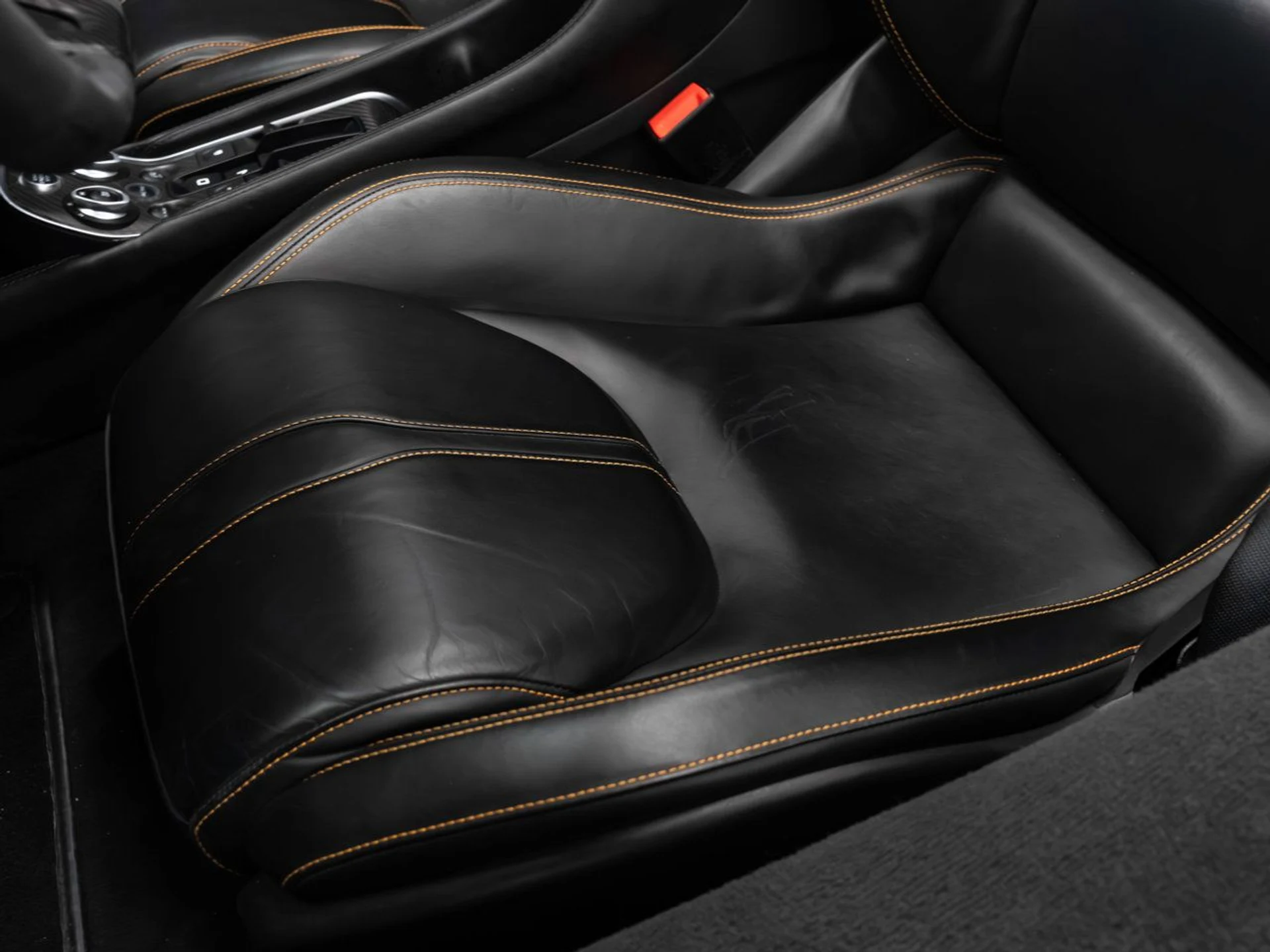 mph073_196576488_mclaren_570s_2018_69d1b1aedc