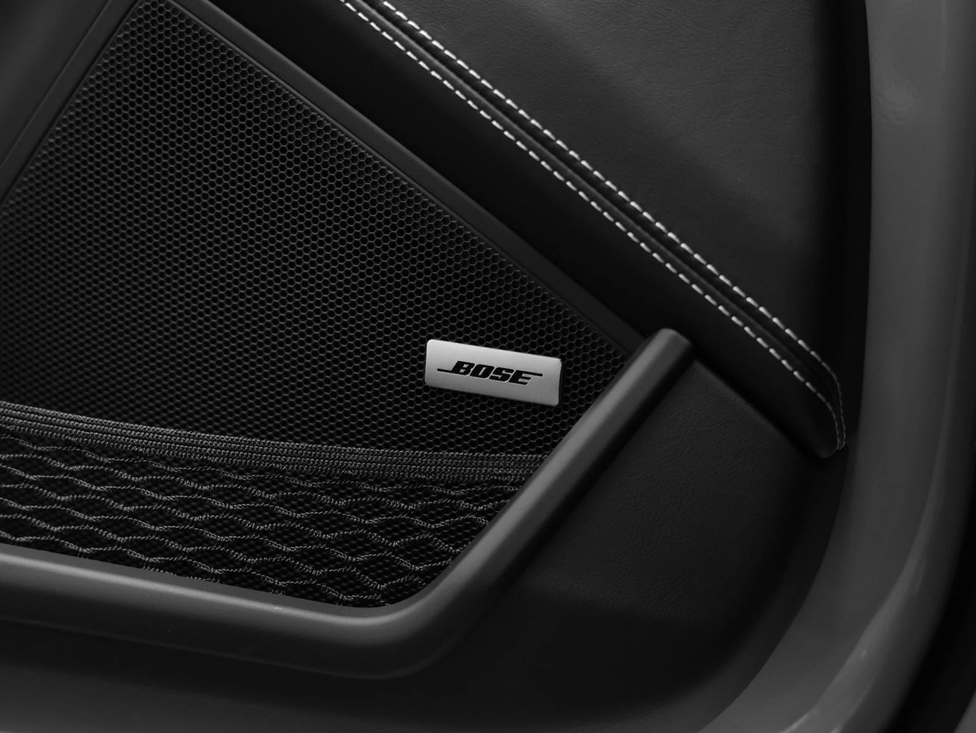 mph073_1984197944_74_06357576bc