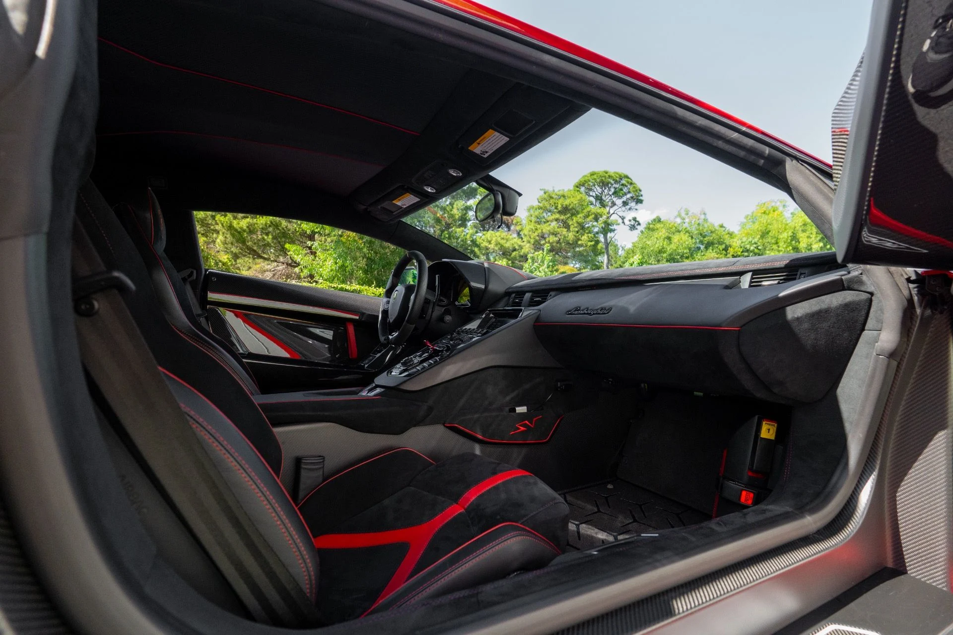 mph073_2029826723_Used_2016_Lamborghini_Aventador_LP_750_4_SV_1760392295_720eedefd3