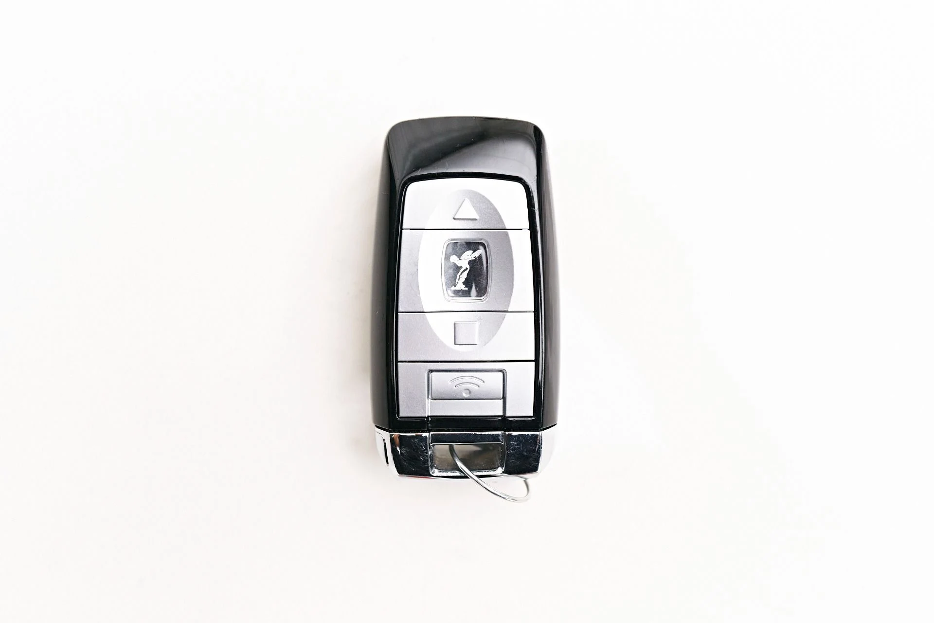 mph073_2036804098_Used_2018_Rolls_Royce_Dawn_Base_1712097649_843b4e7684