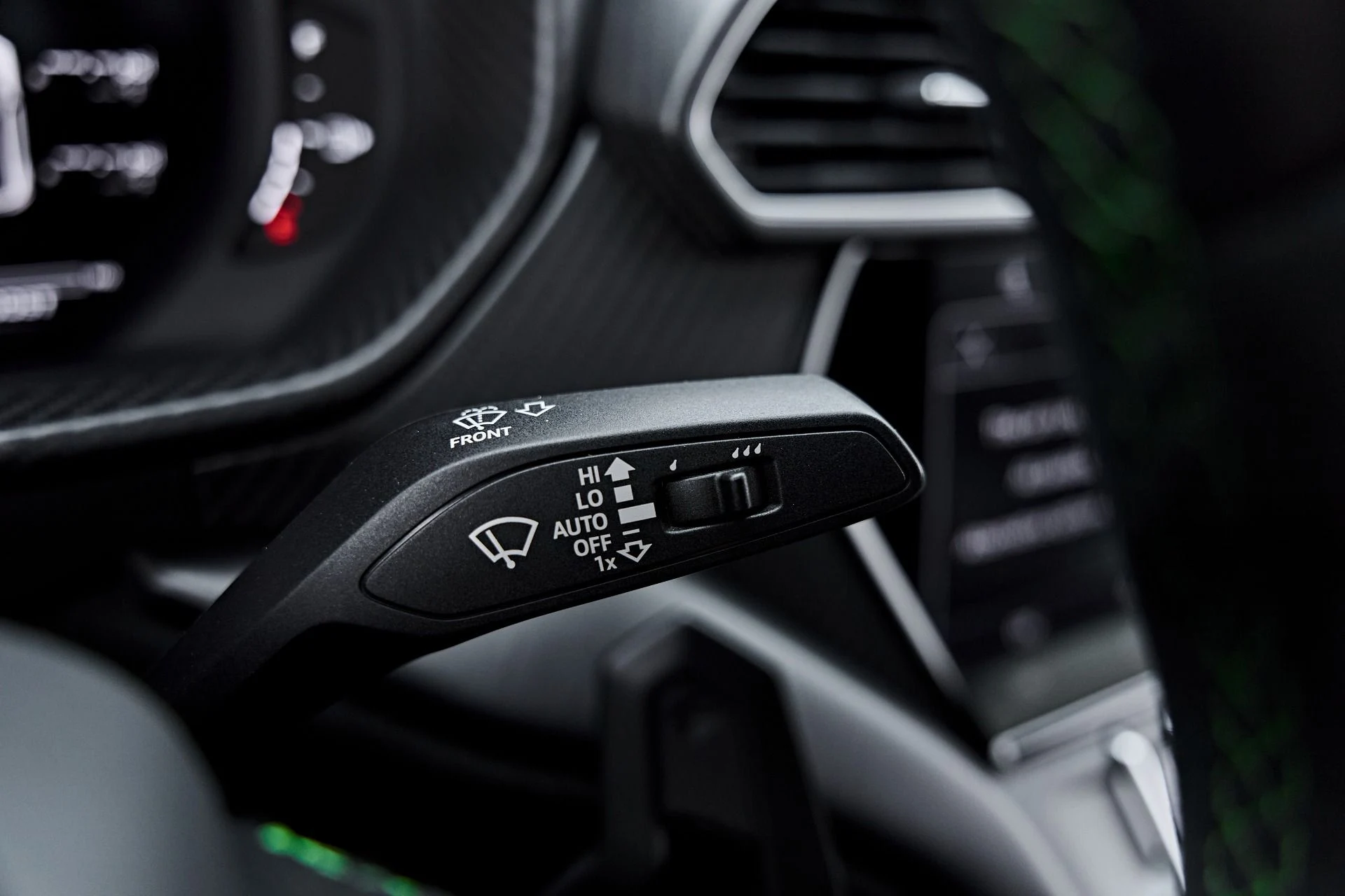 mph073_2070516823_Used_2023_Lamborghini_Urus_Performante_1790376373_b438fb827a