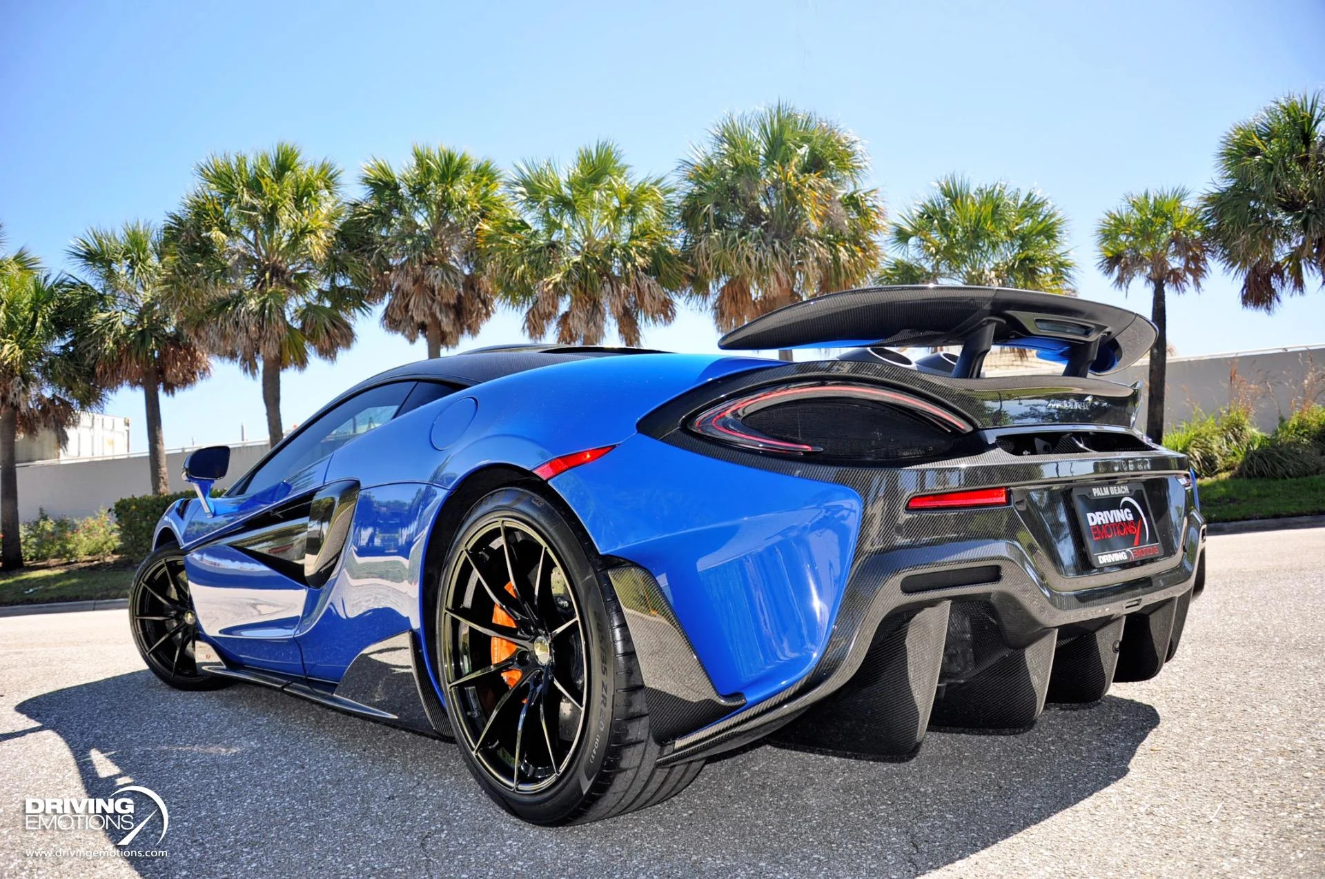 mph073_2071842888_836_p74_l_7fac9d9f1b